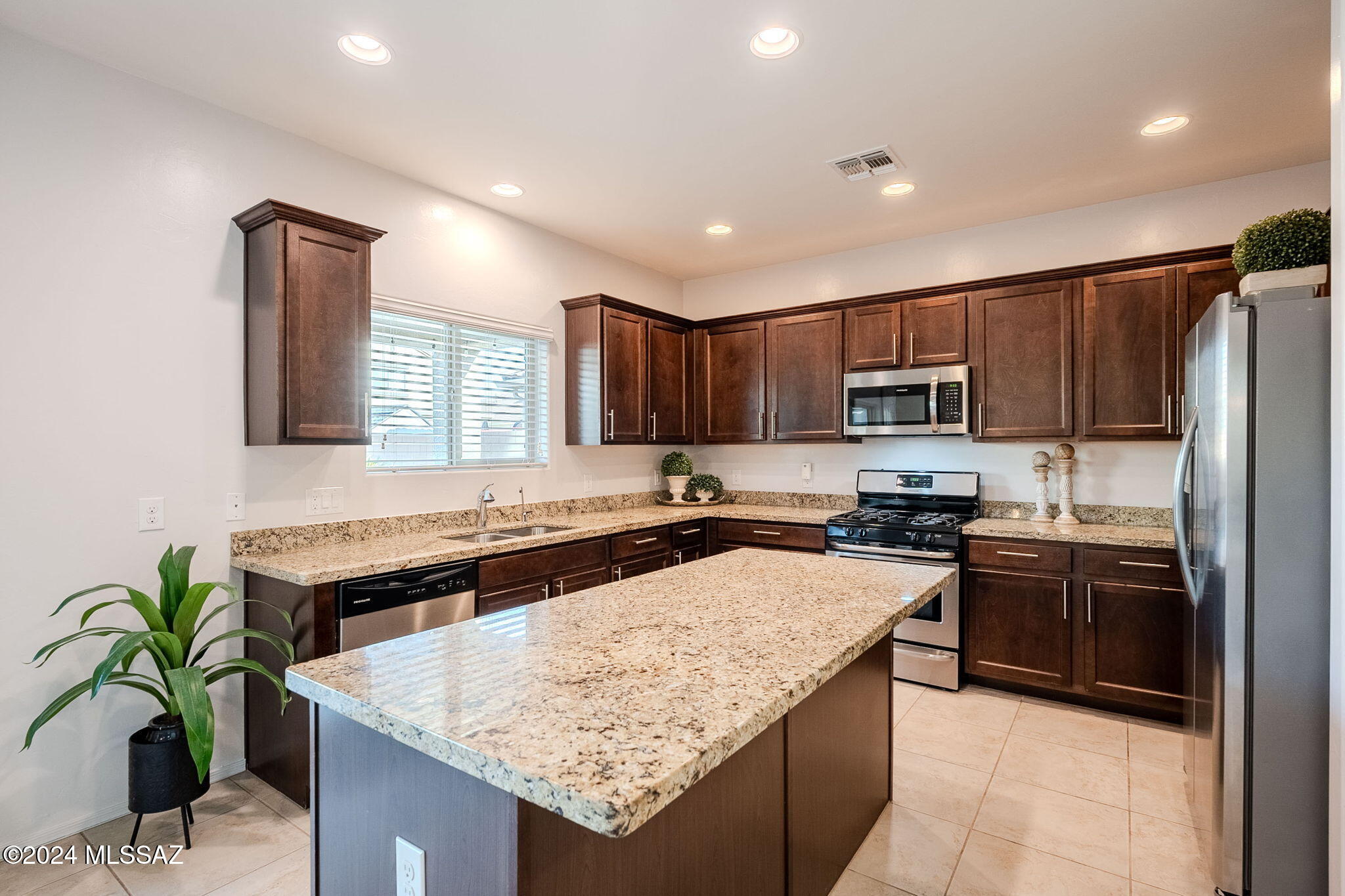 Saguaro Bloom Block 4 - Residential