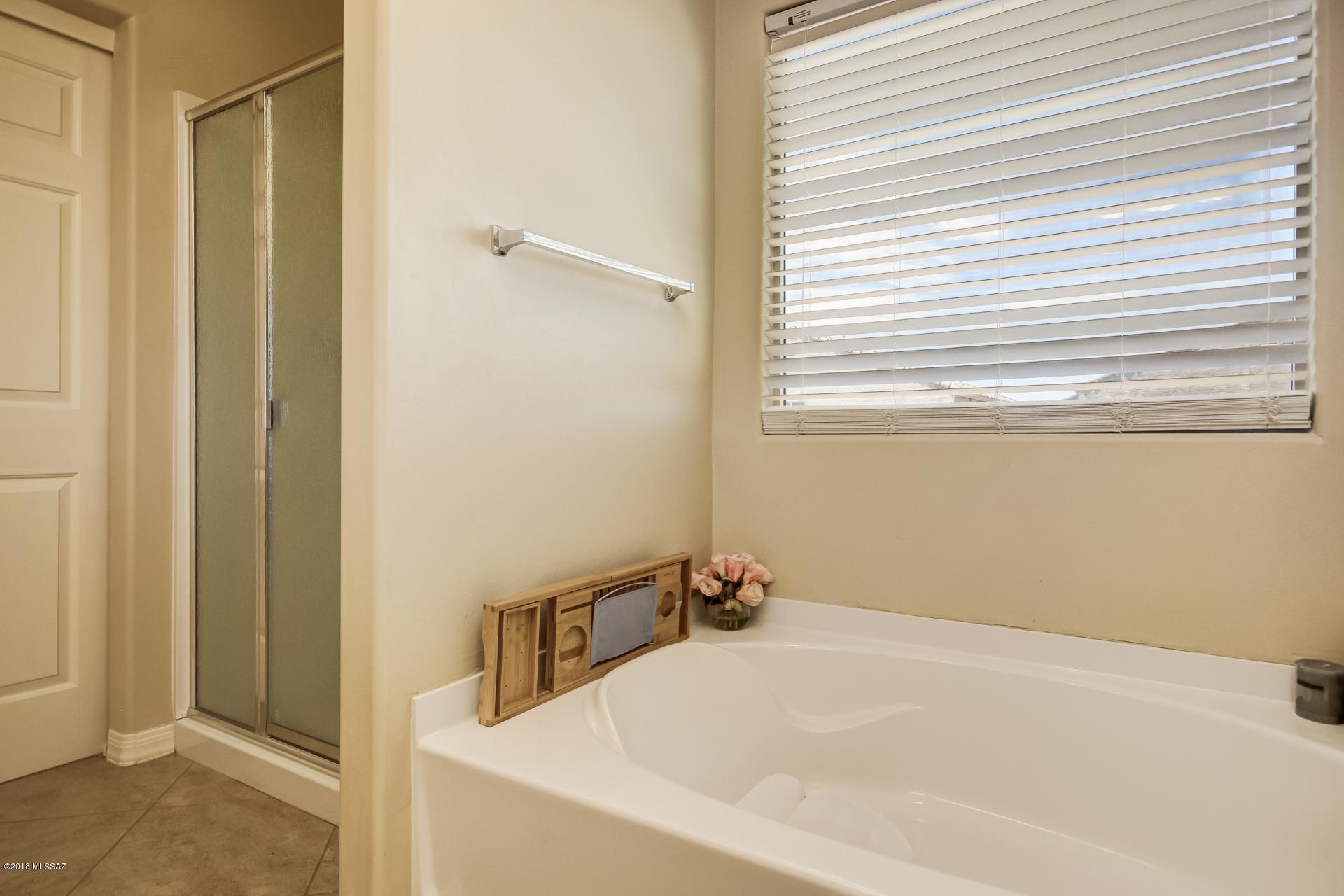 Vista Del Lago (1-123) - Residential
