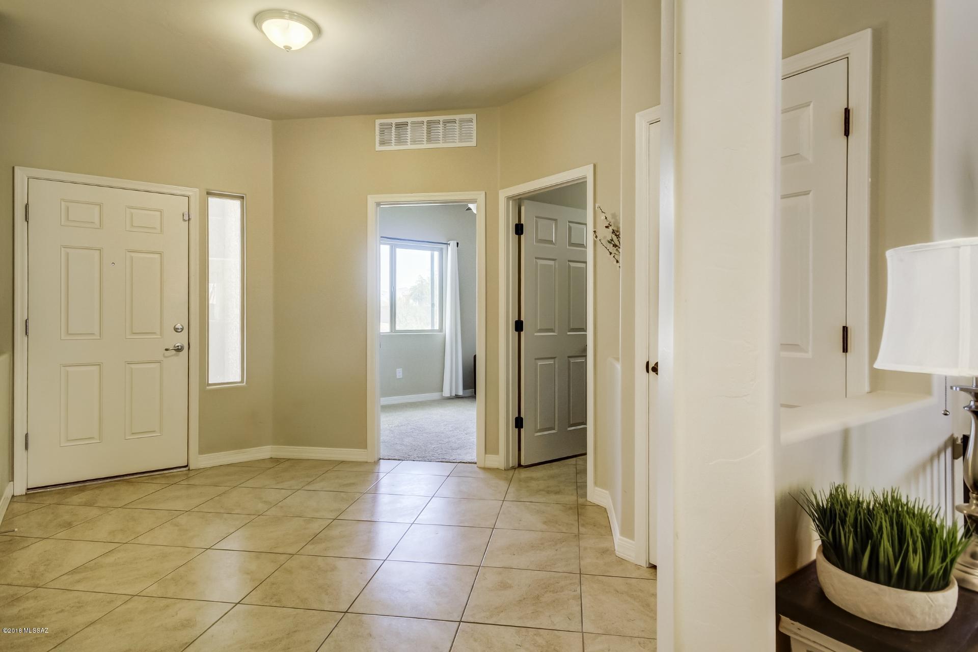 Vista Del Lago (1-123) - Residential