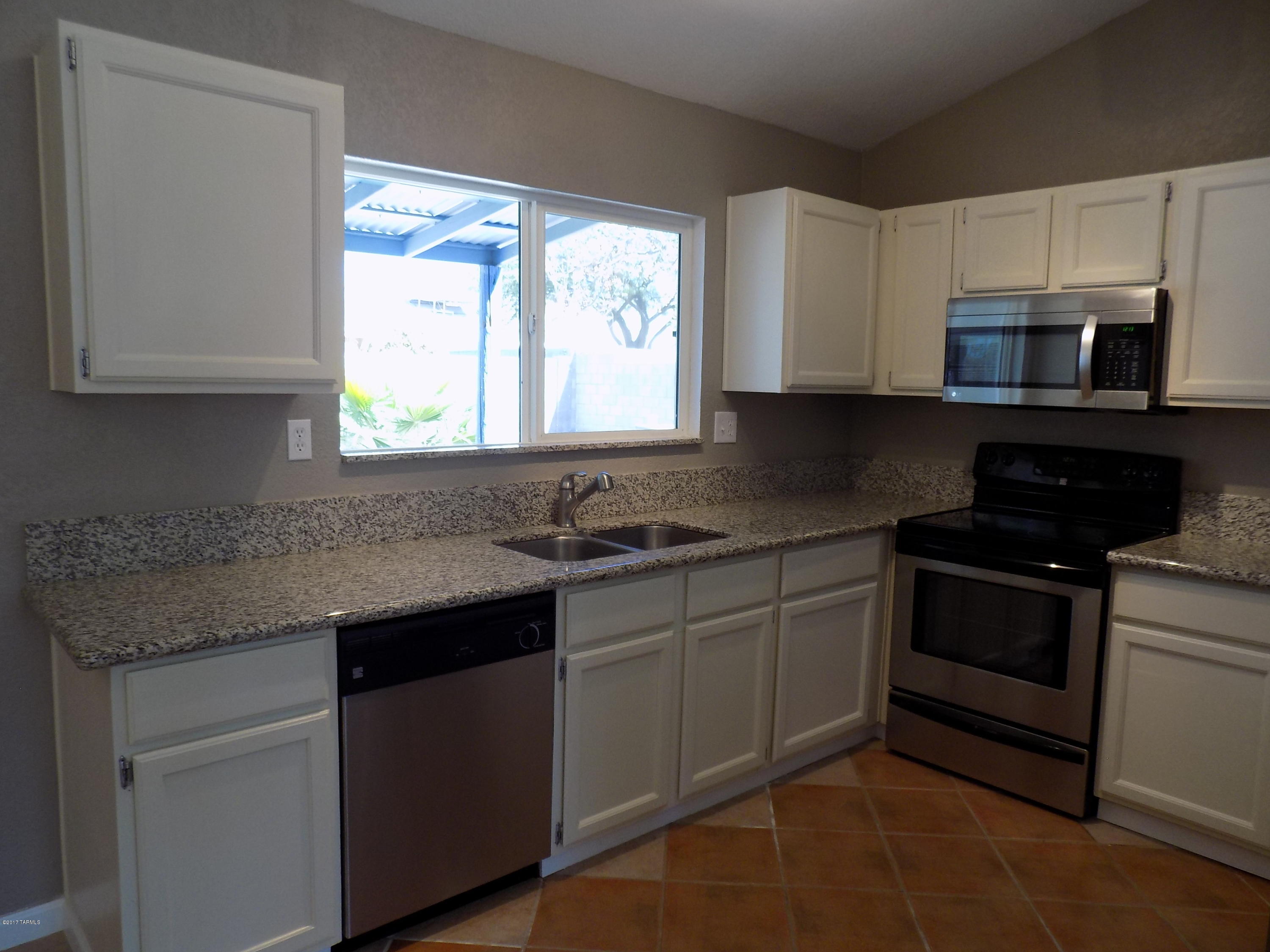 Saguaro Canyon (1-100) - Residential