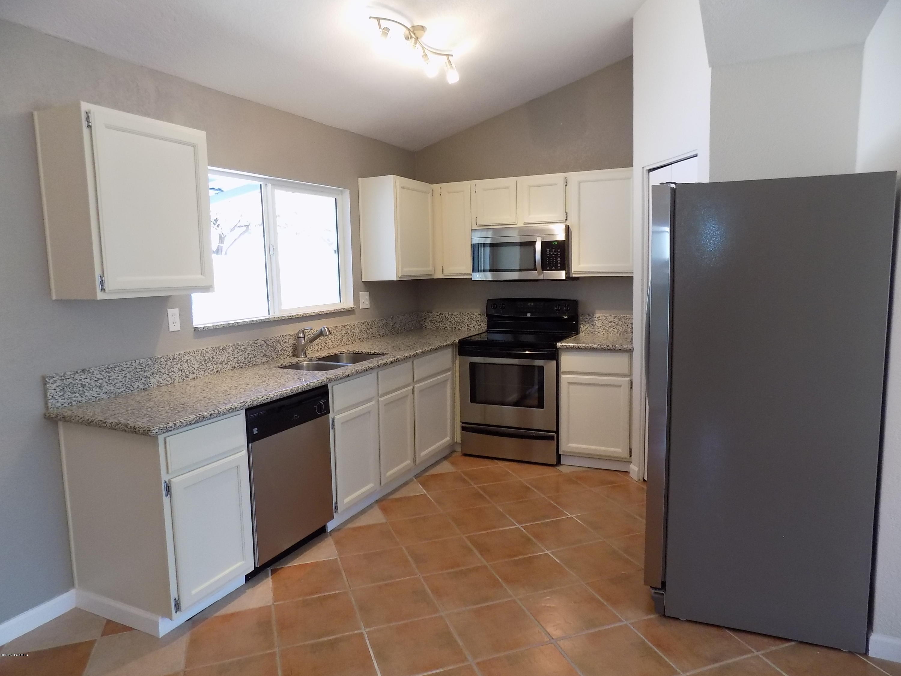 Saguaro Canyon (1-100) - Residential