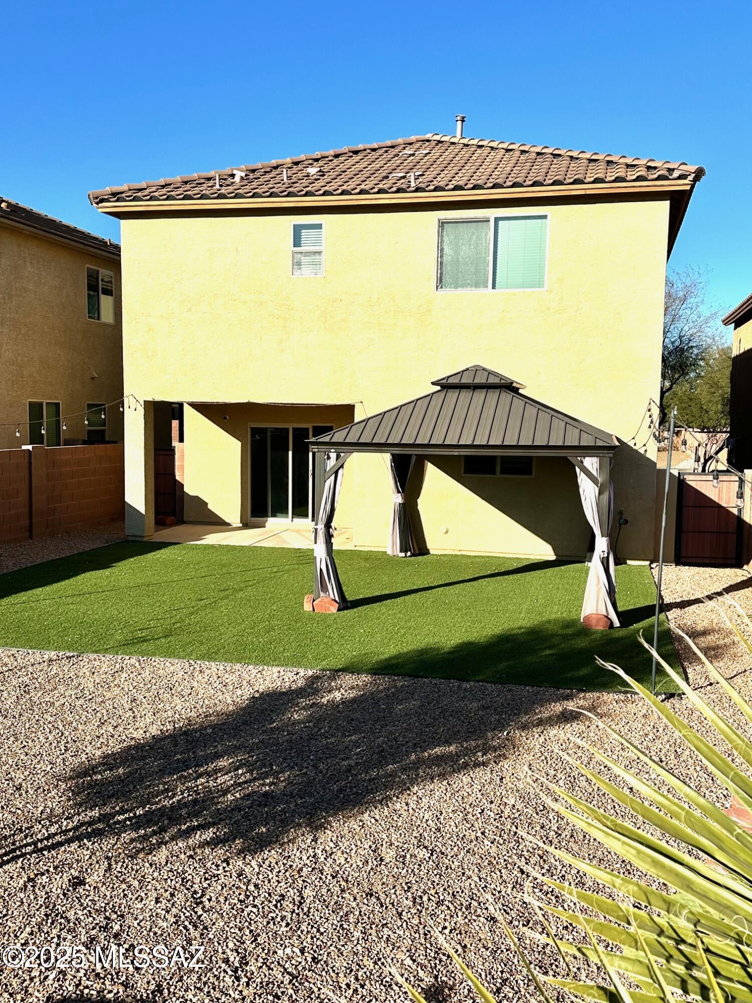 Los Arroyos Resub - Residential