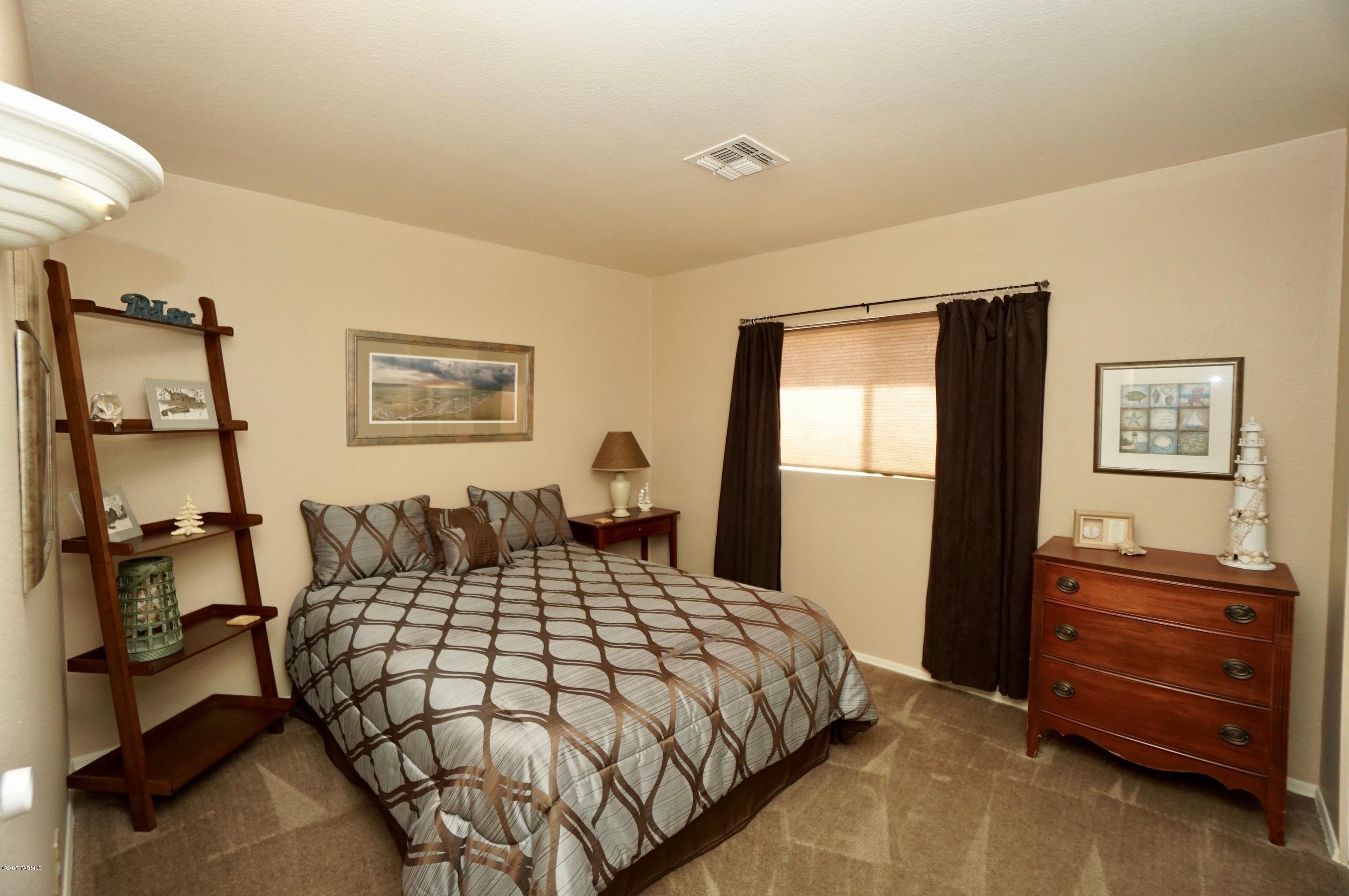 Pantano Heights (1-123) - Residential