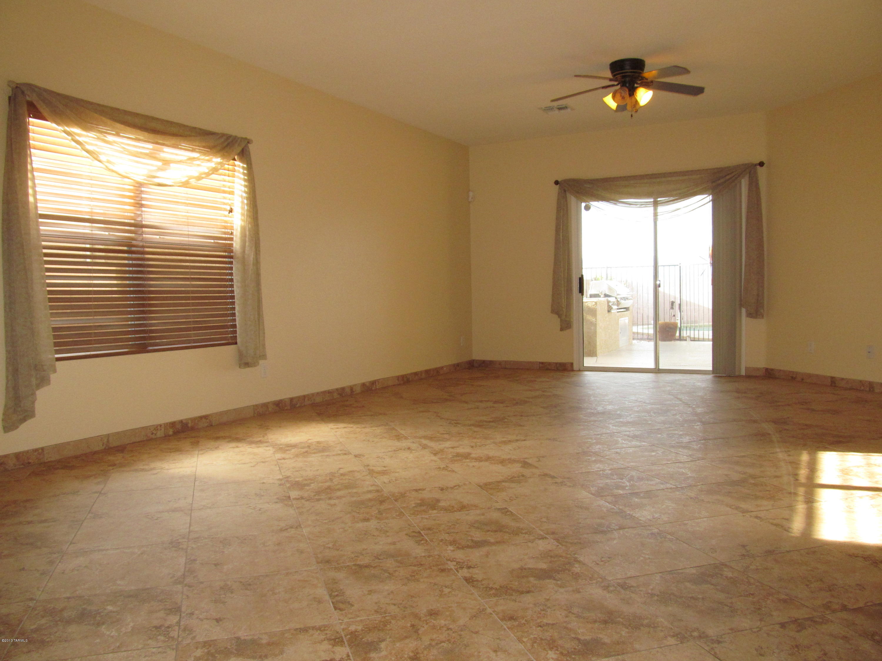 Mesquite Ranch (1-619) - Residential Lease