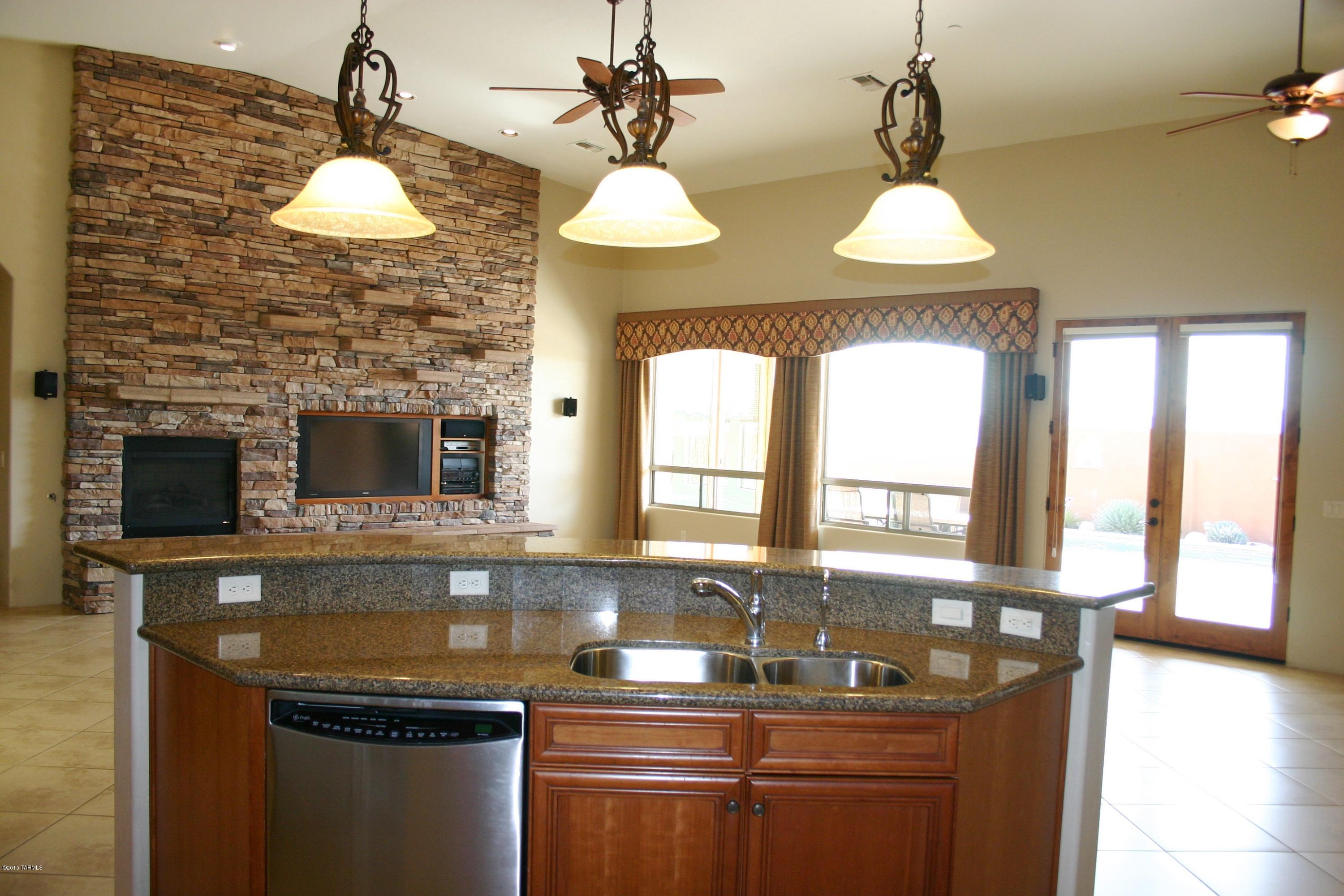 Unsubdivided - Residential Lease