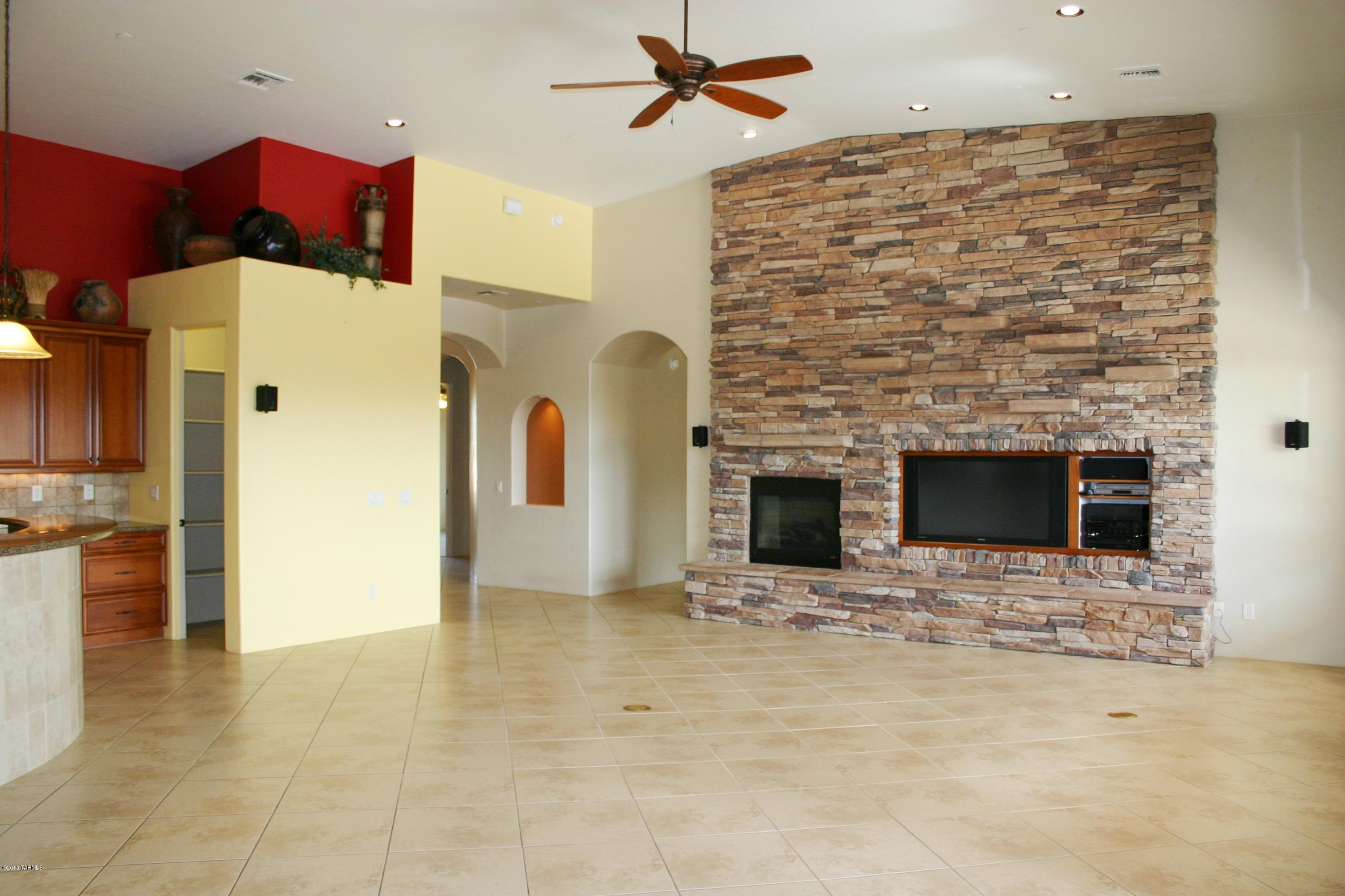 Unsubdivided - Residential Lease
