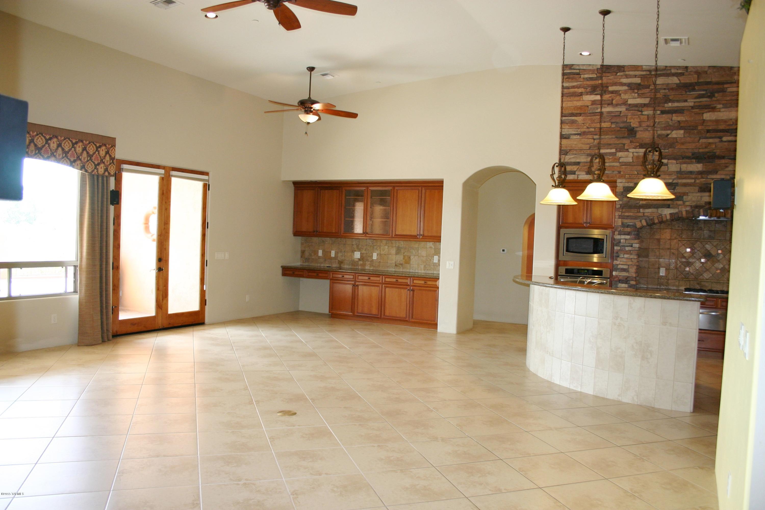 Unsubdivided - Residential Lease