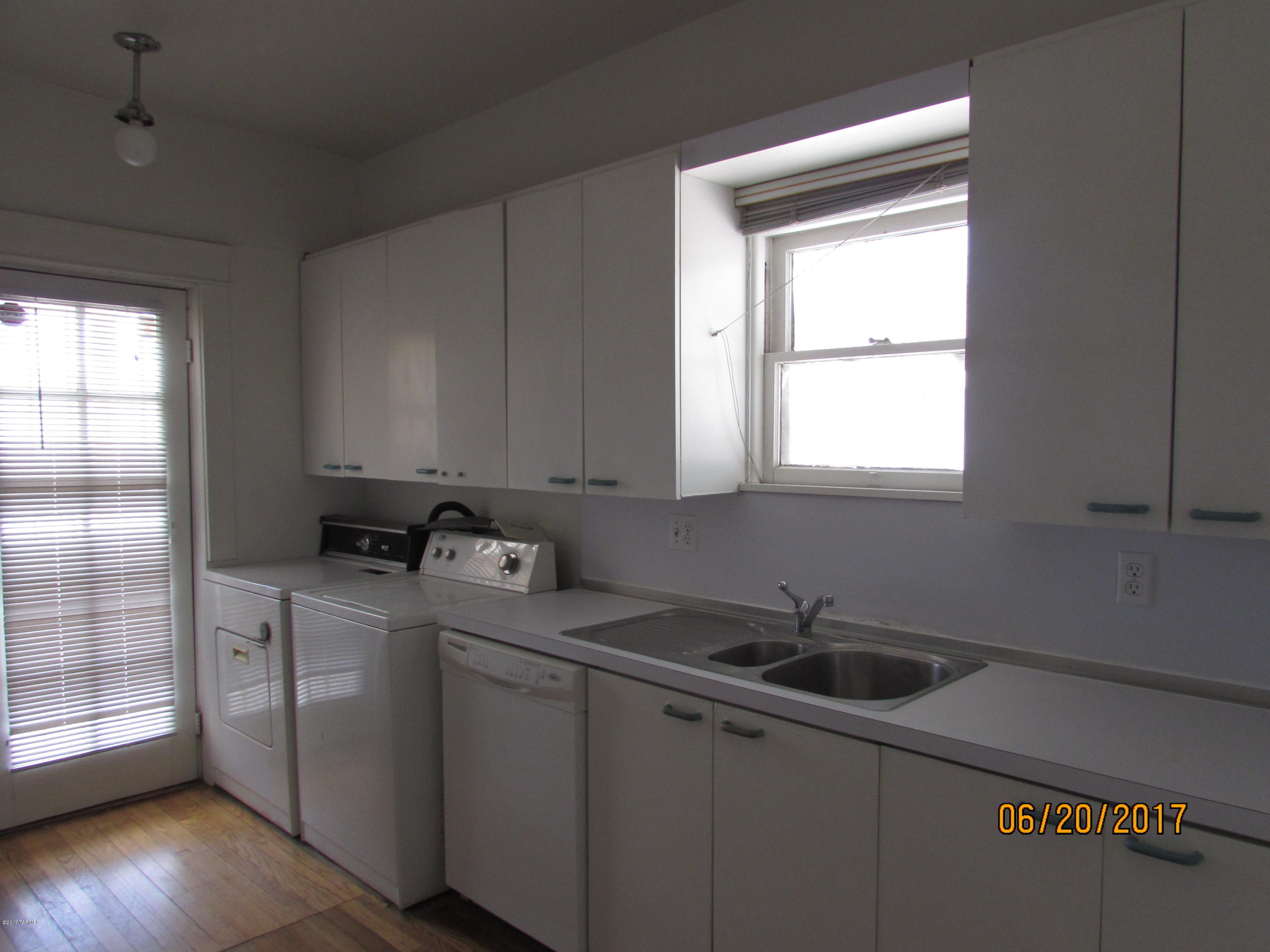 Fairmount Addition - Residential Lease