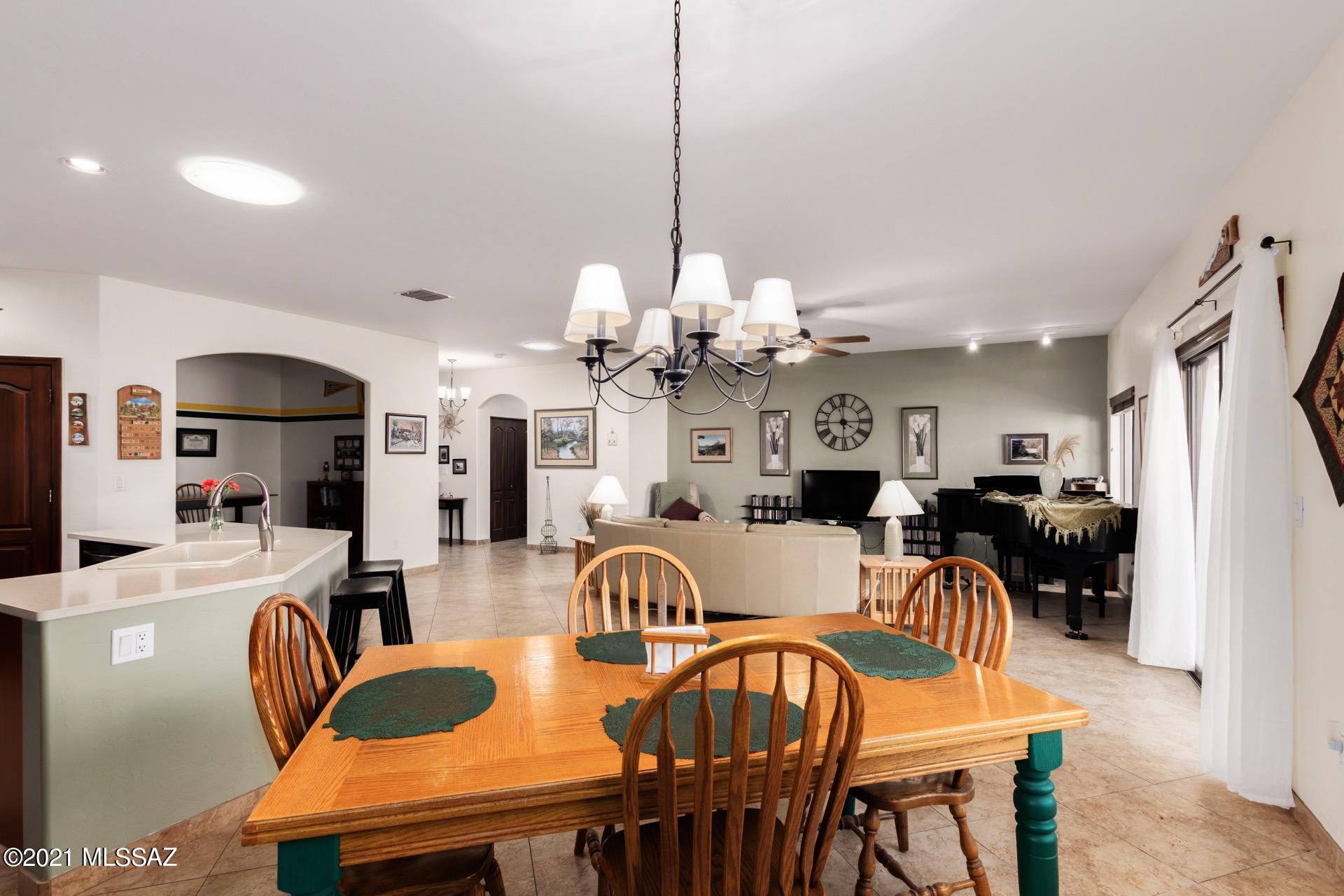 Black Horse (1-411) - Residential