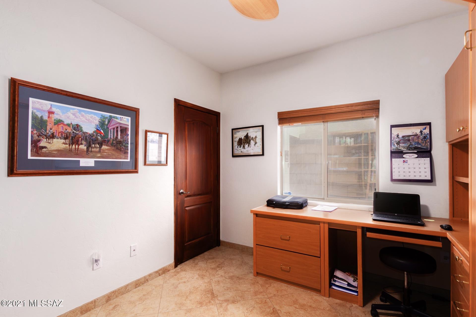 Black Horse (1-411) - Residential