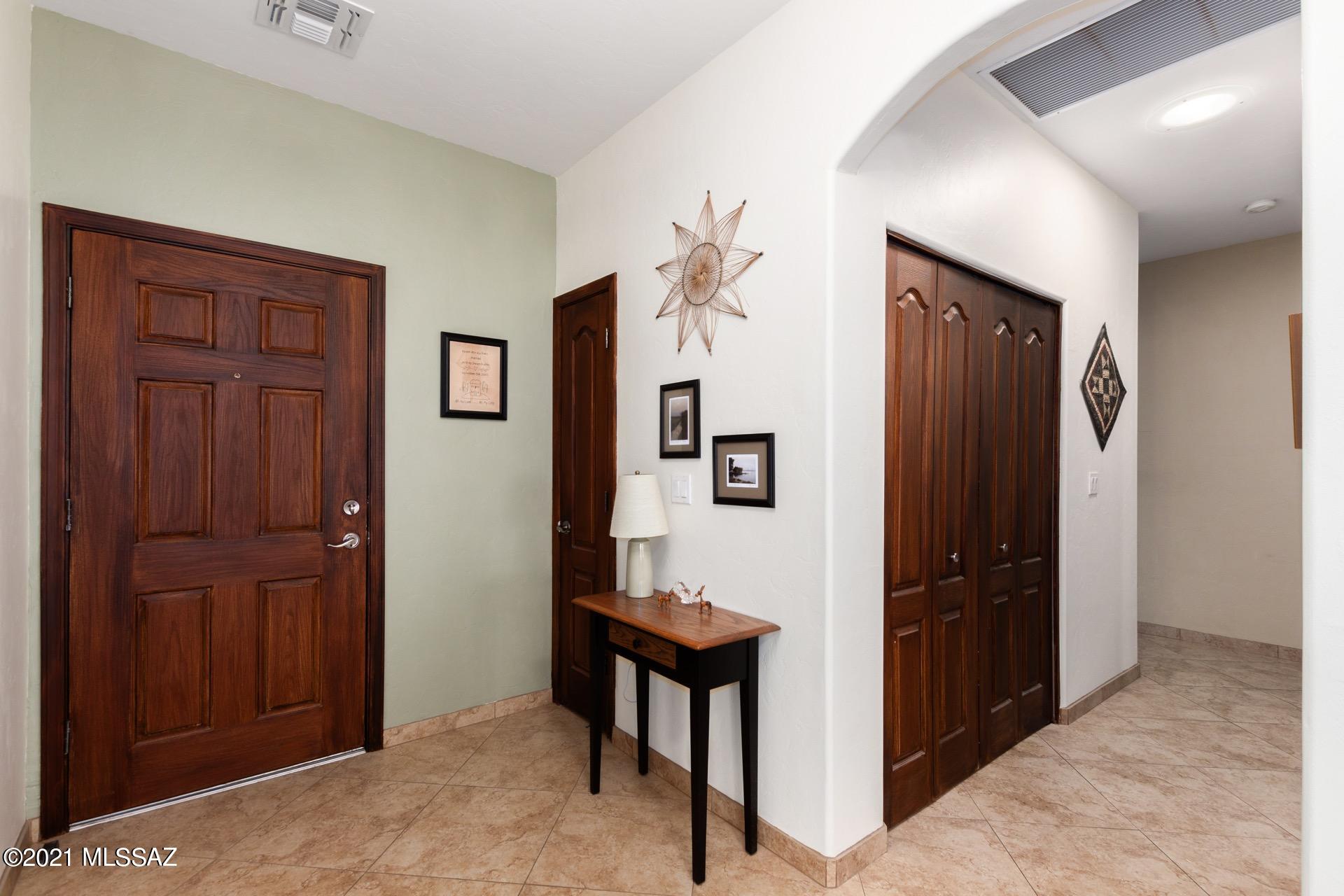 Black Horse (1-411) - Residential