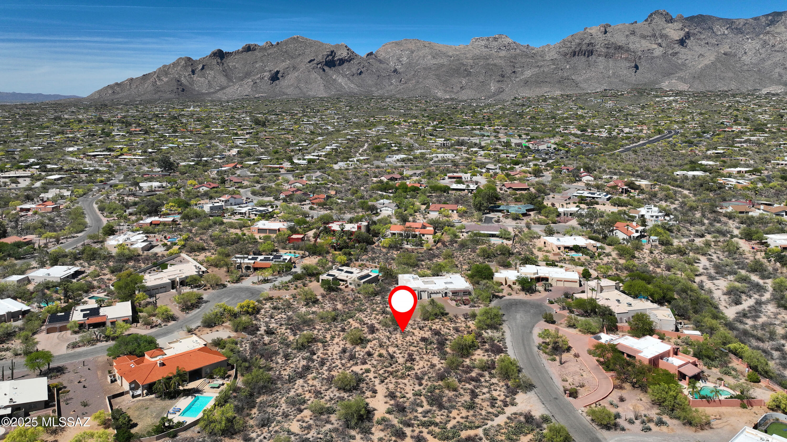 A rare opportunity to purchase a fabulous cul-de-sac lot in the highly sought after neighborhood of Shadow Hills. Boasts views of the Tucson and Catalina Mountains. District 16 schools.