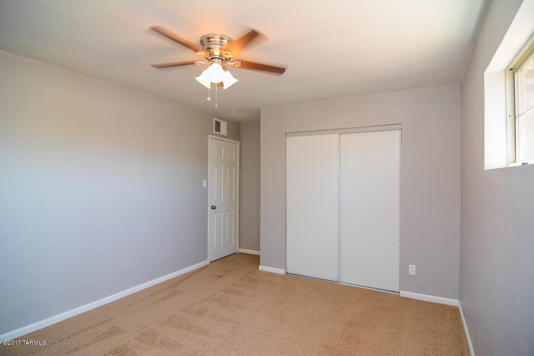 Mission Manor - Residential