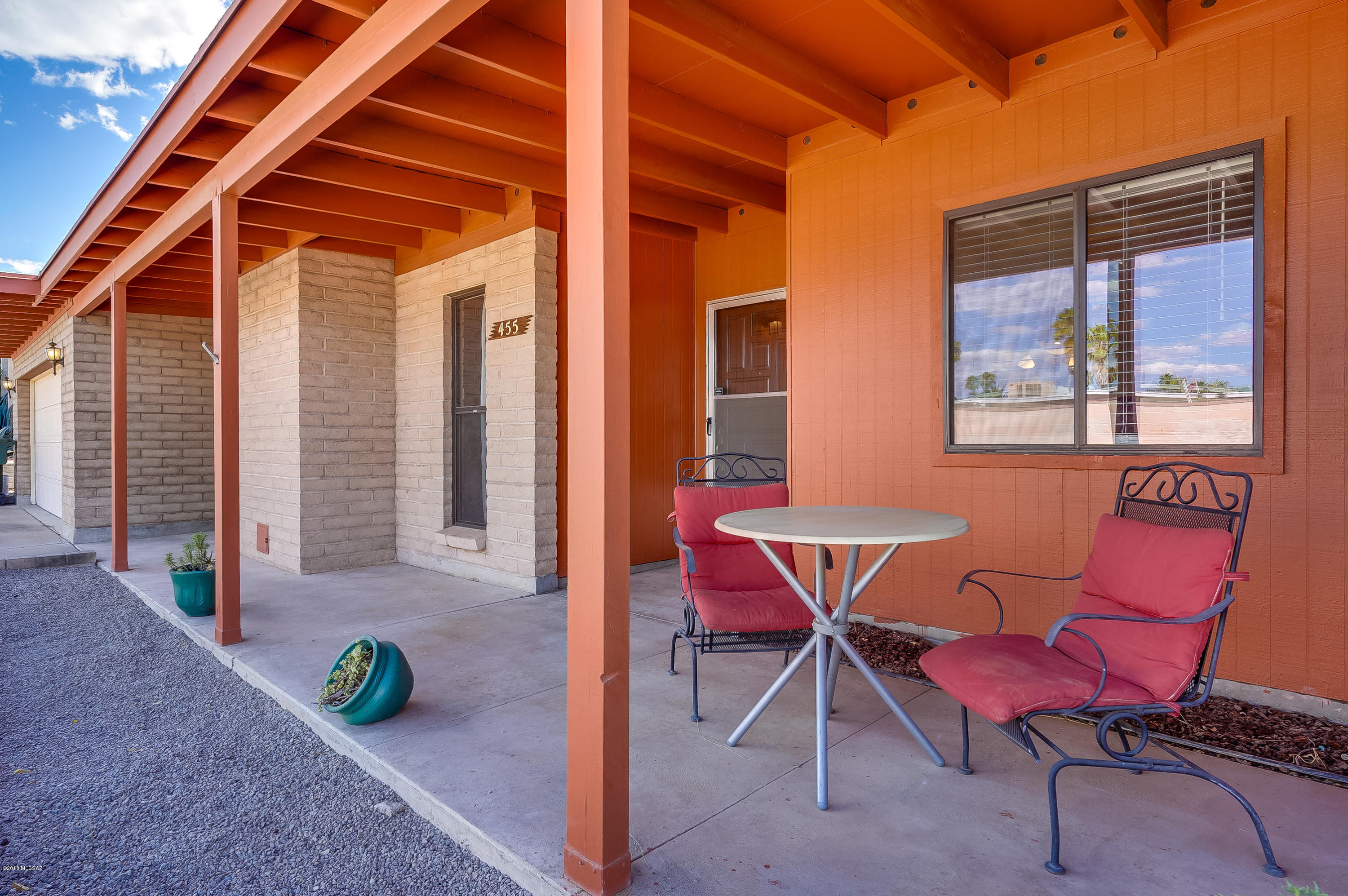 Broadway East (1-112) - Residential
