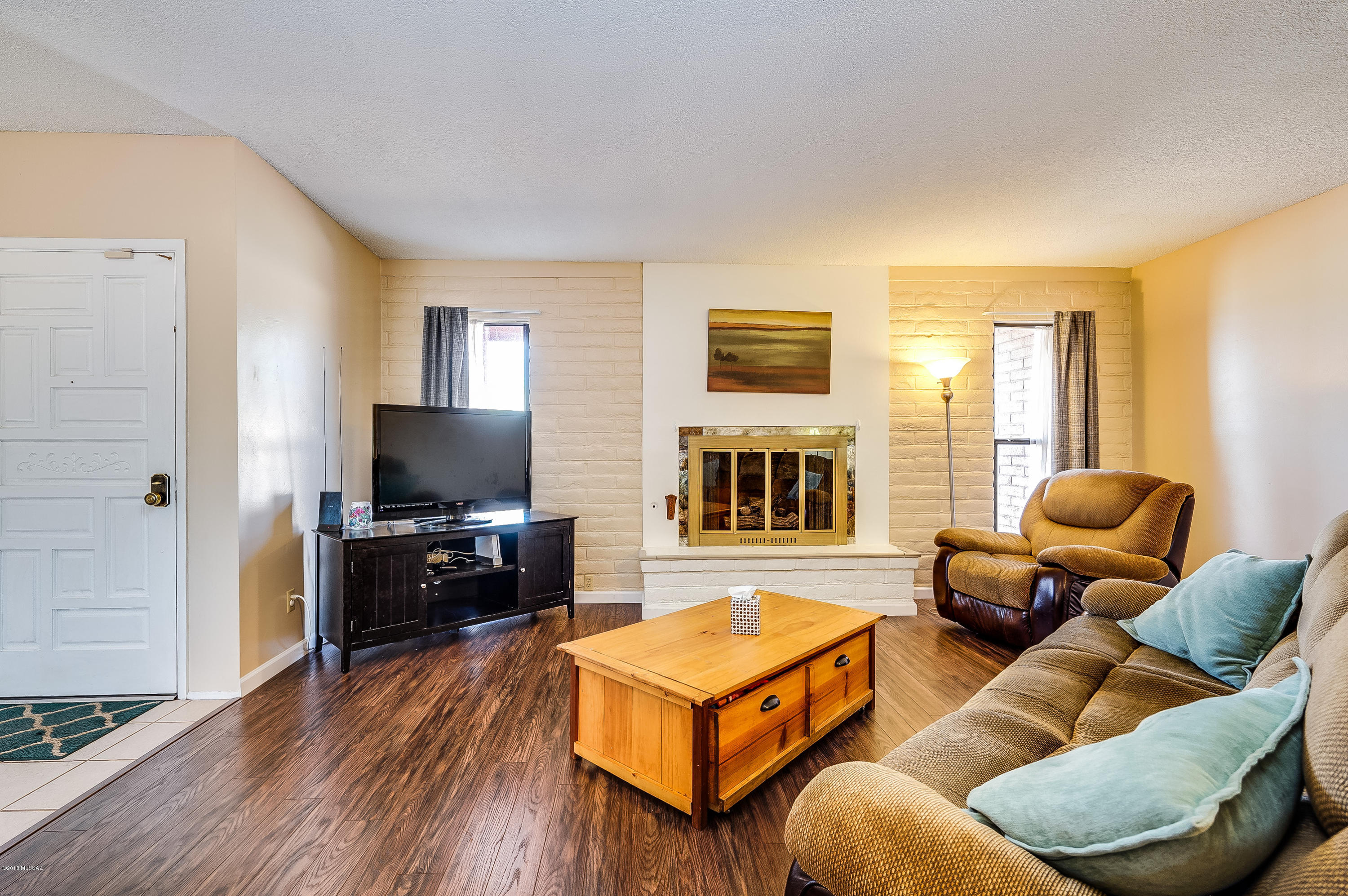 Broadway East (1-112) - Residential
