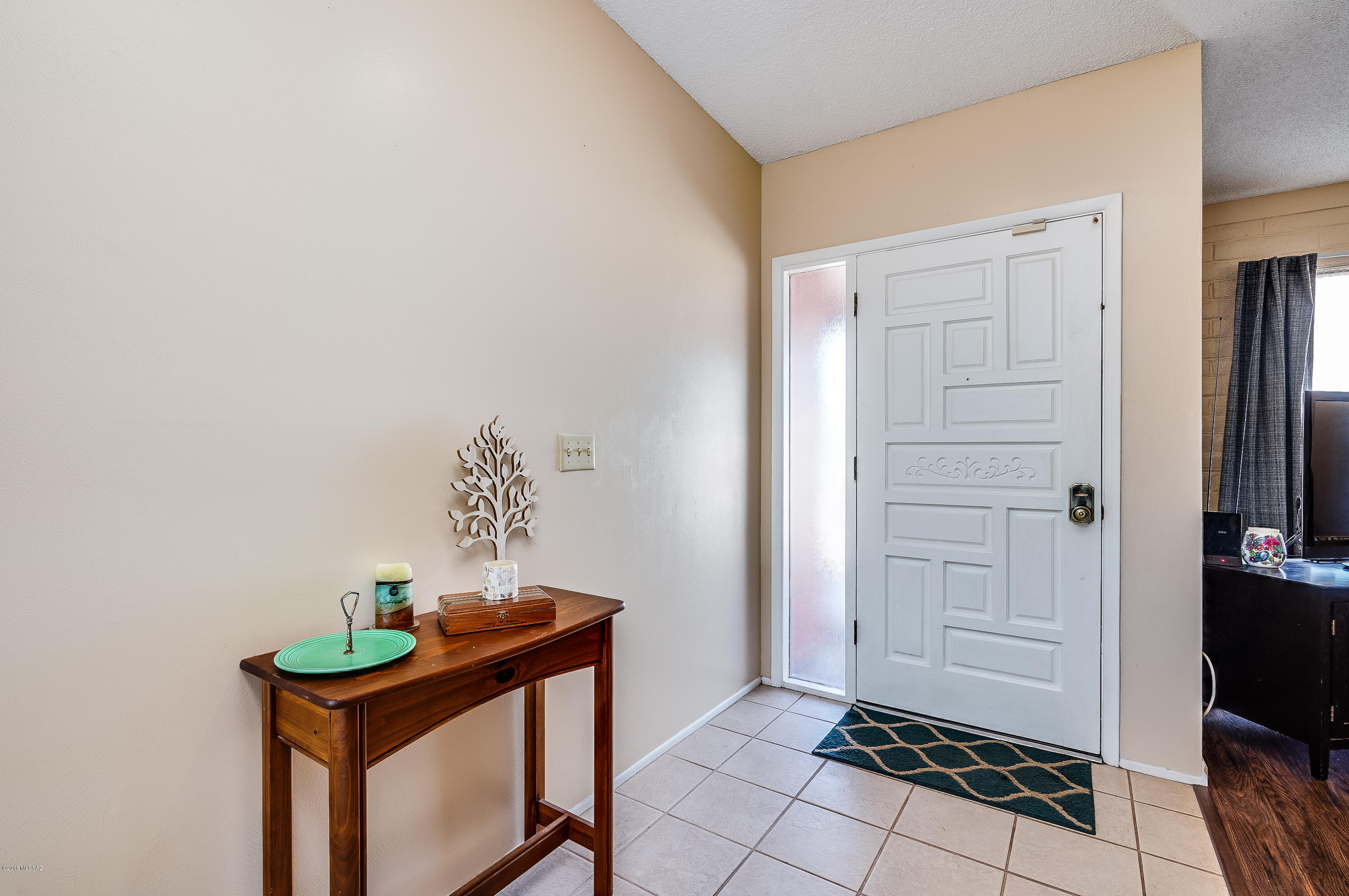 Broadway East (1-112) - Residential