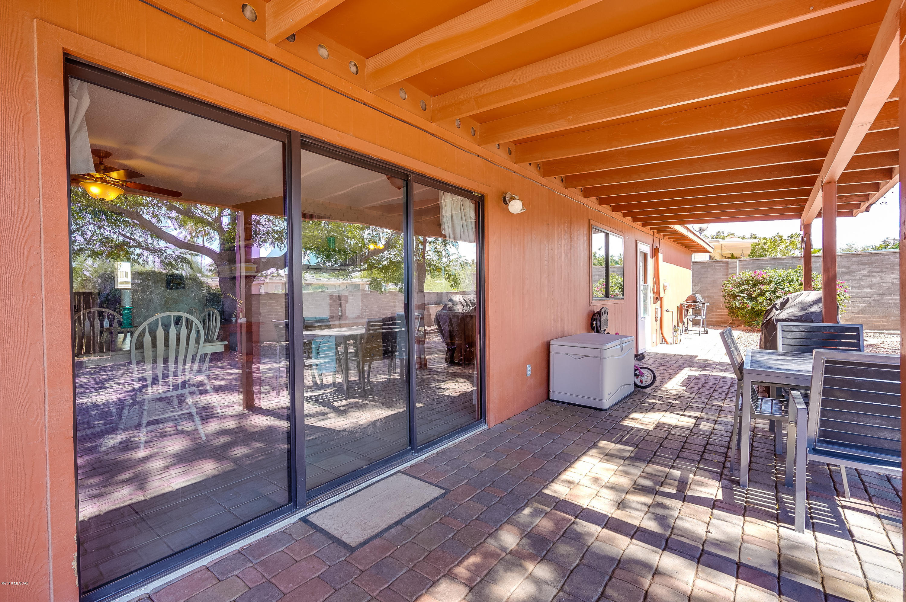 Broadway East (1-112) - Residential