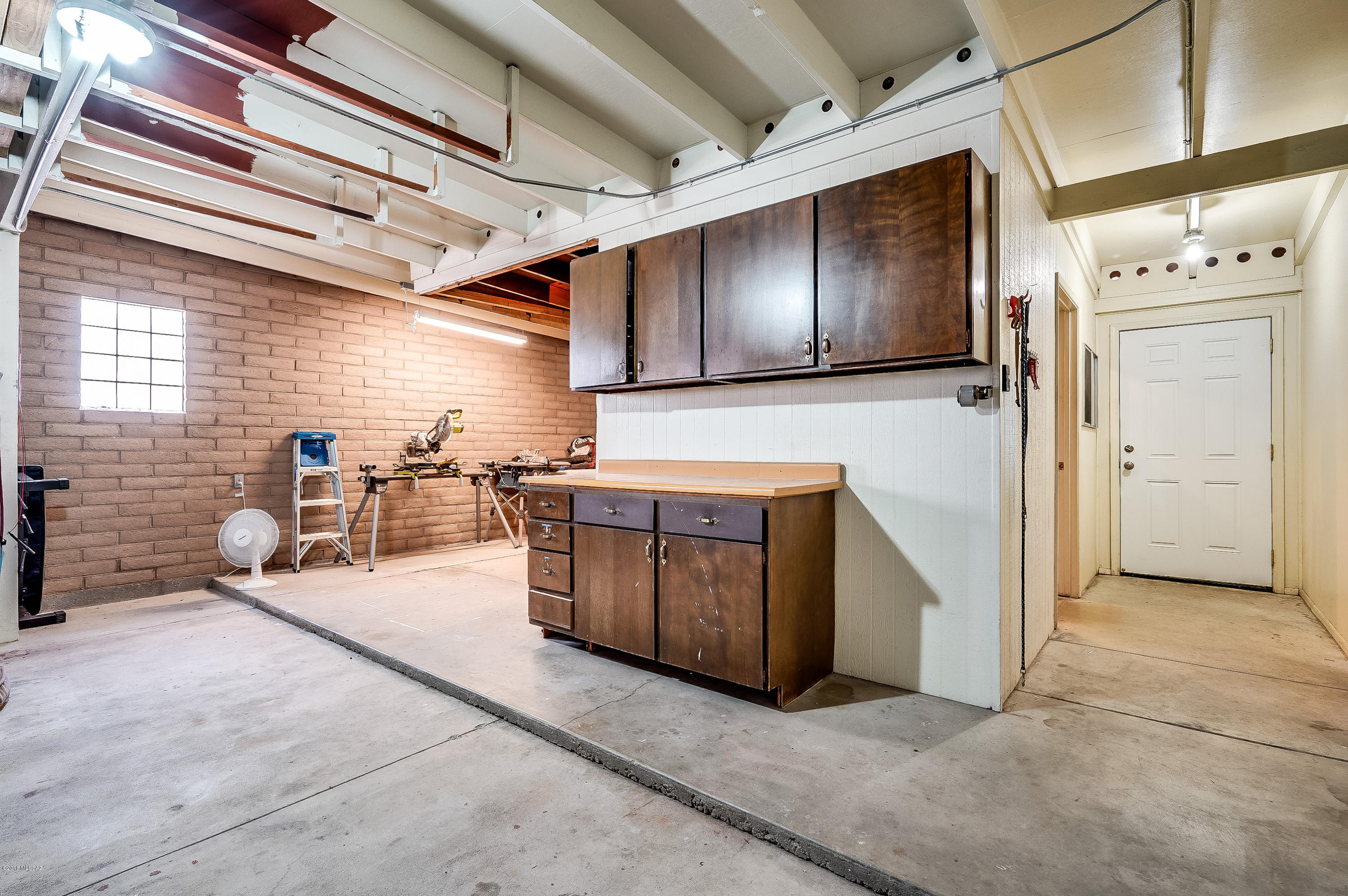 Broadway East (1-112) - Residential