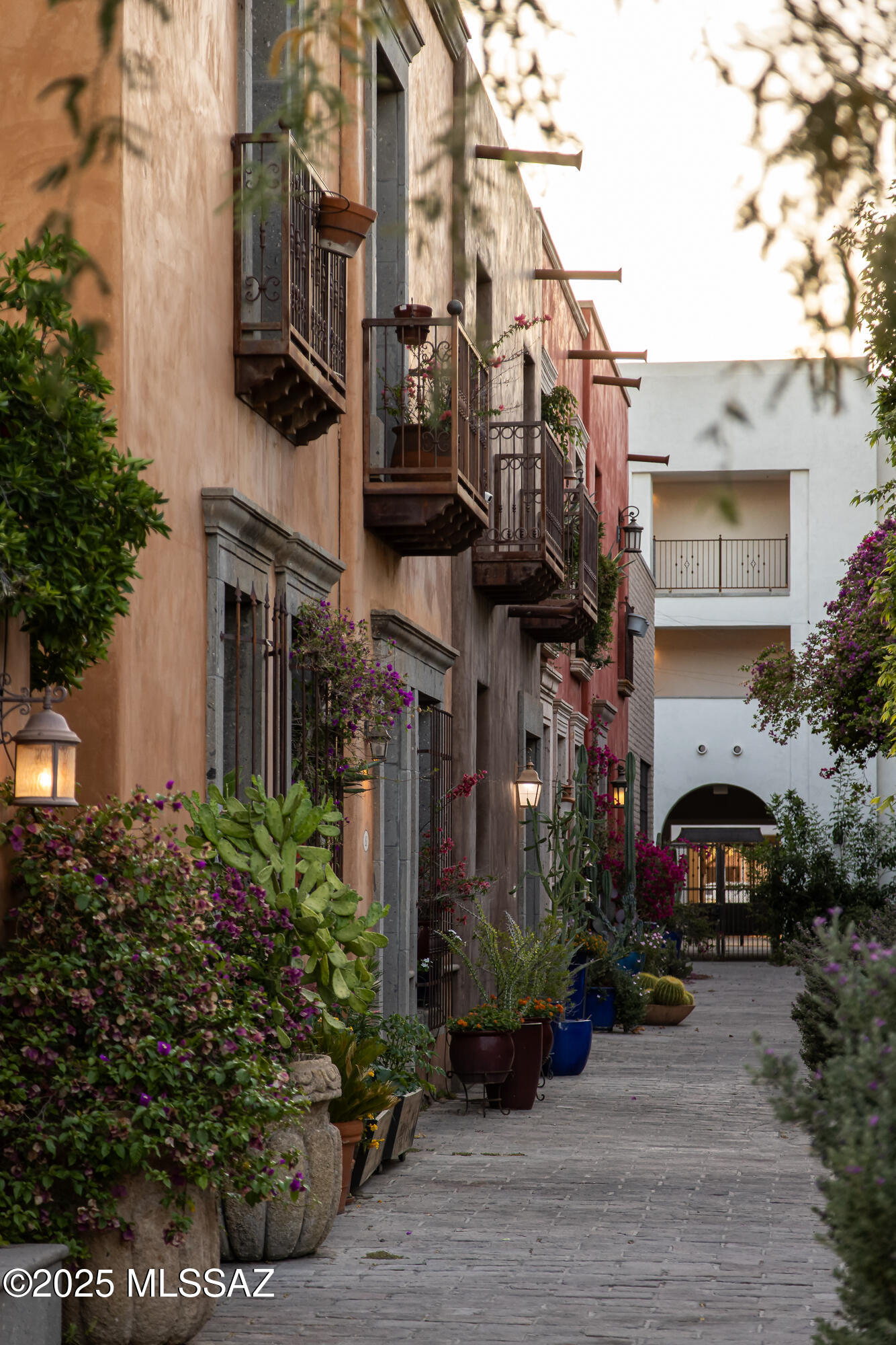 Mercado District of Menlo Park Blks A-D (1-100) - Land