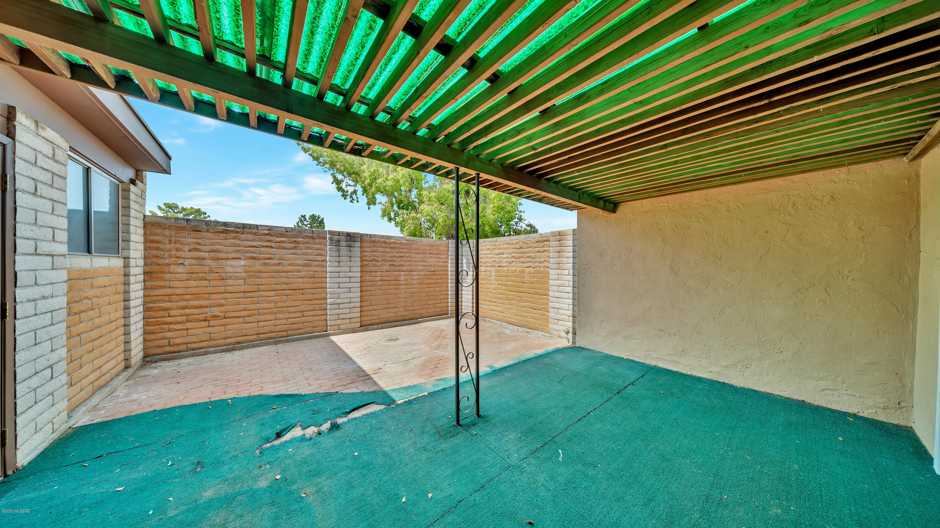 Rolling Hills Villas - Residential
