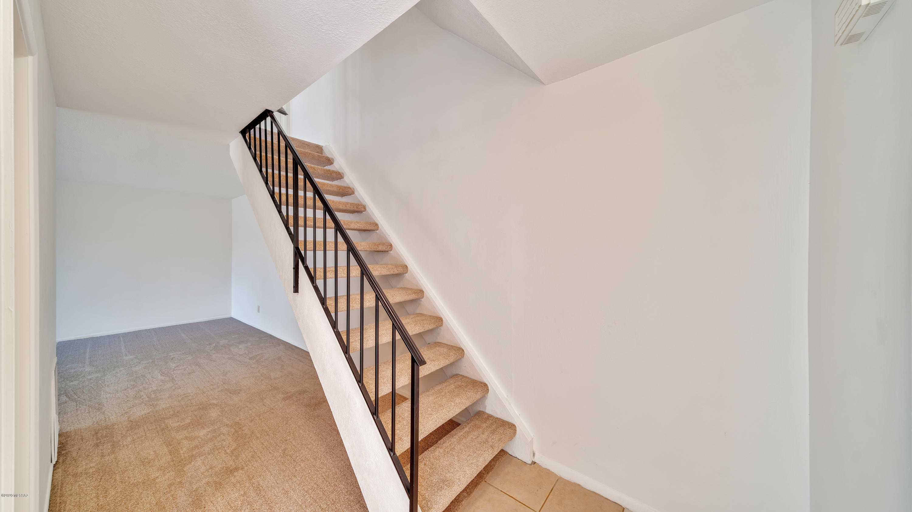Rolling Hills Villas - Residential