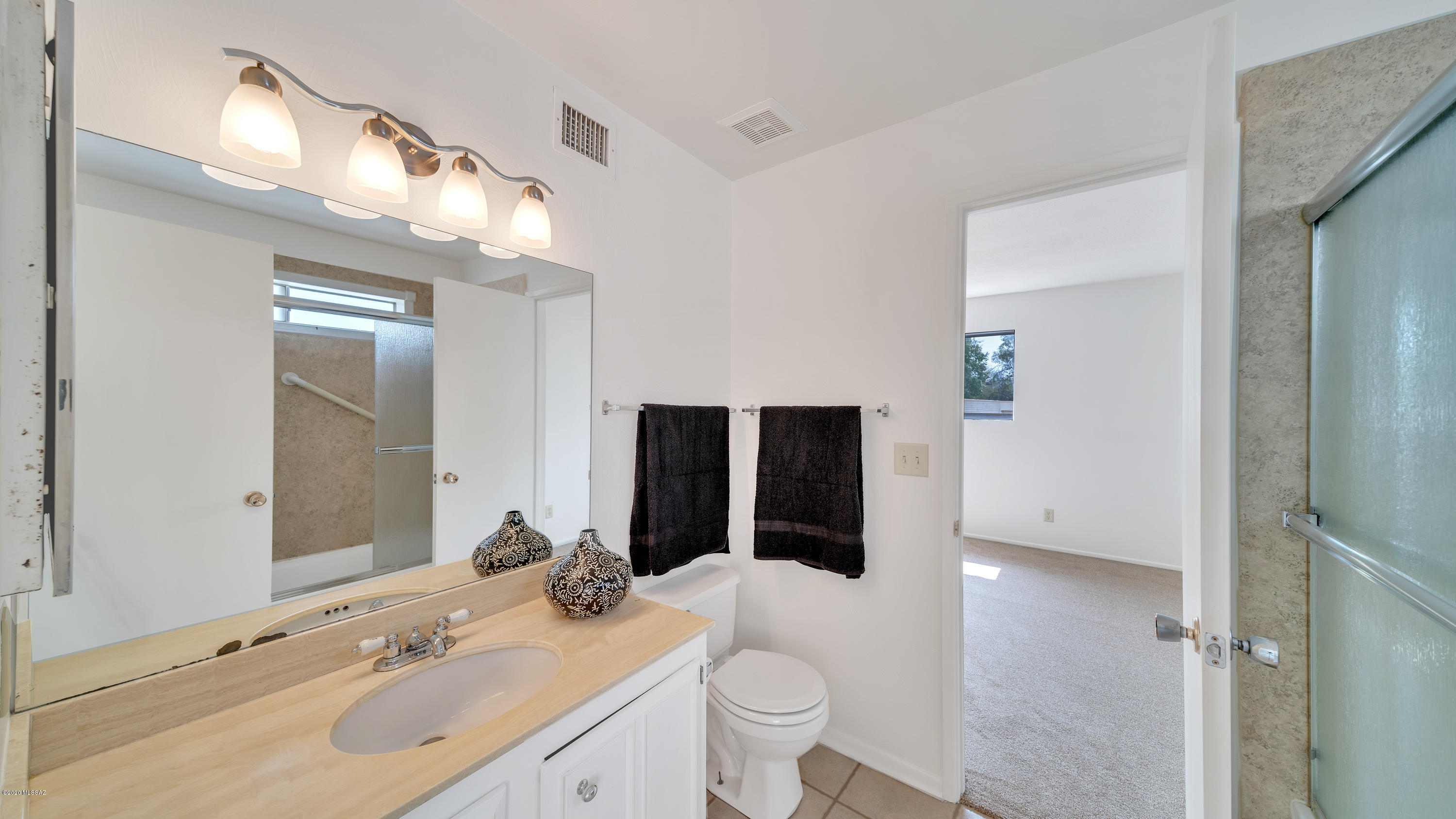 Rolling Hills Villas - Residential