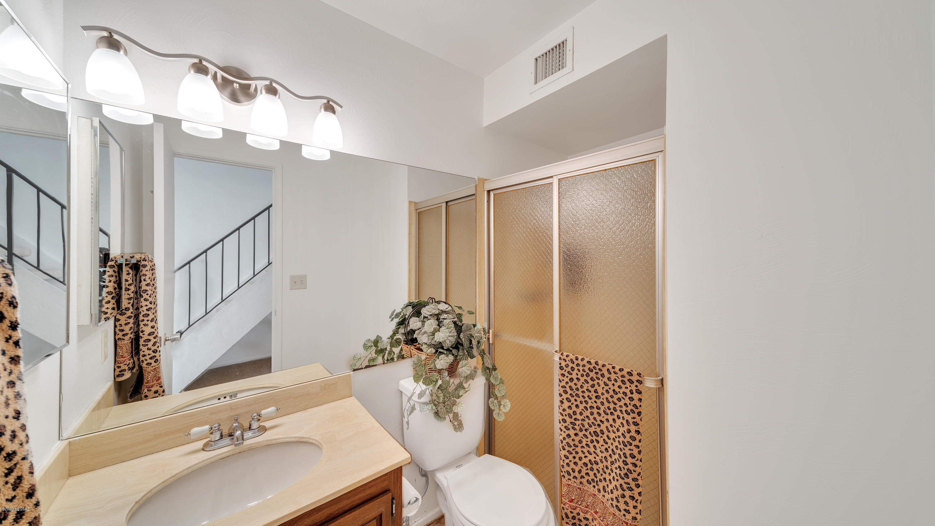 Rolling Hills Villas - Residential