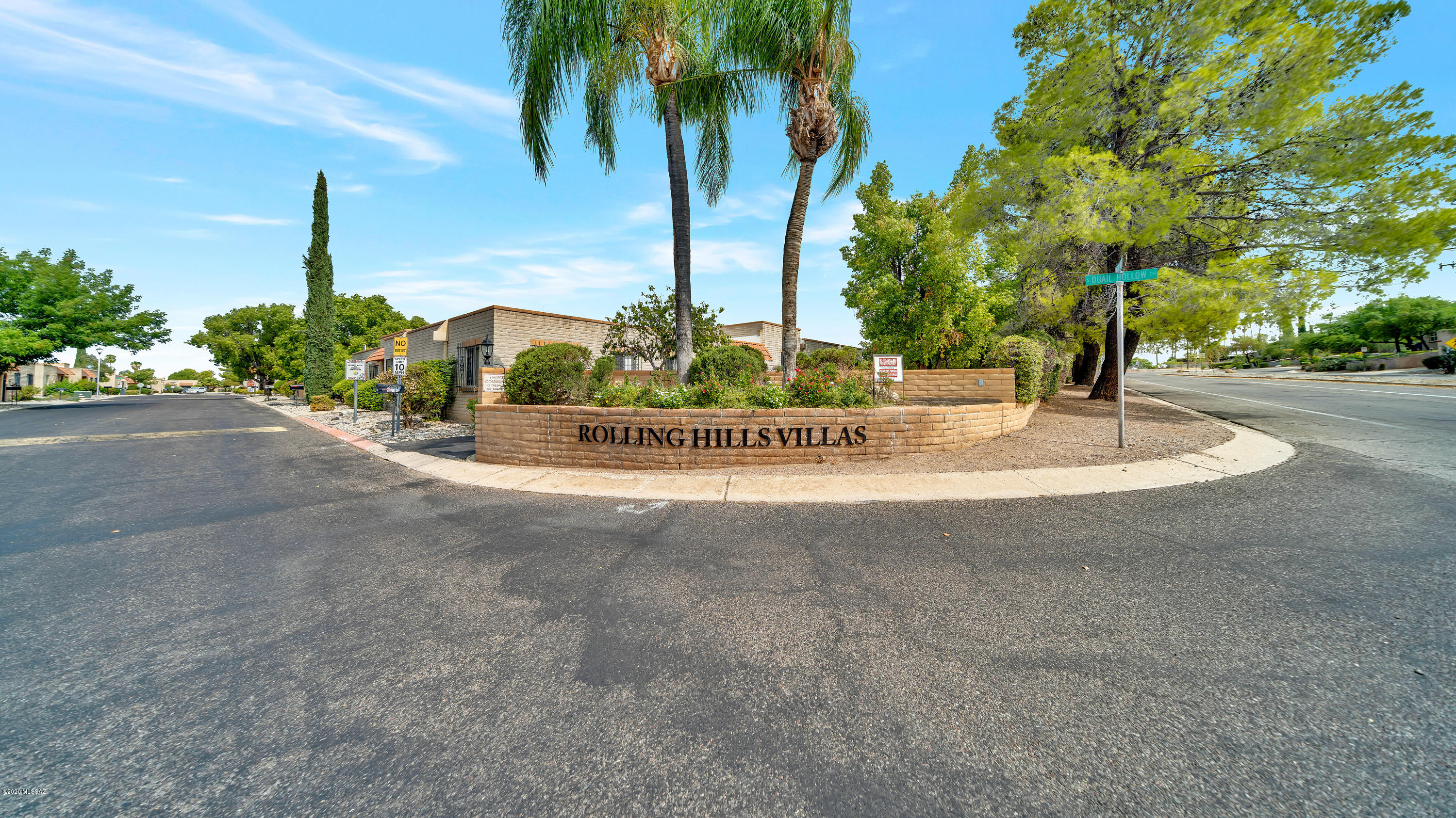 Rolling Hills Villas - Residential