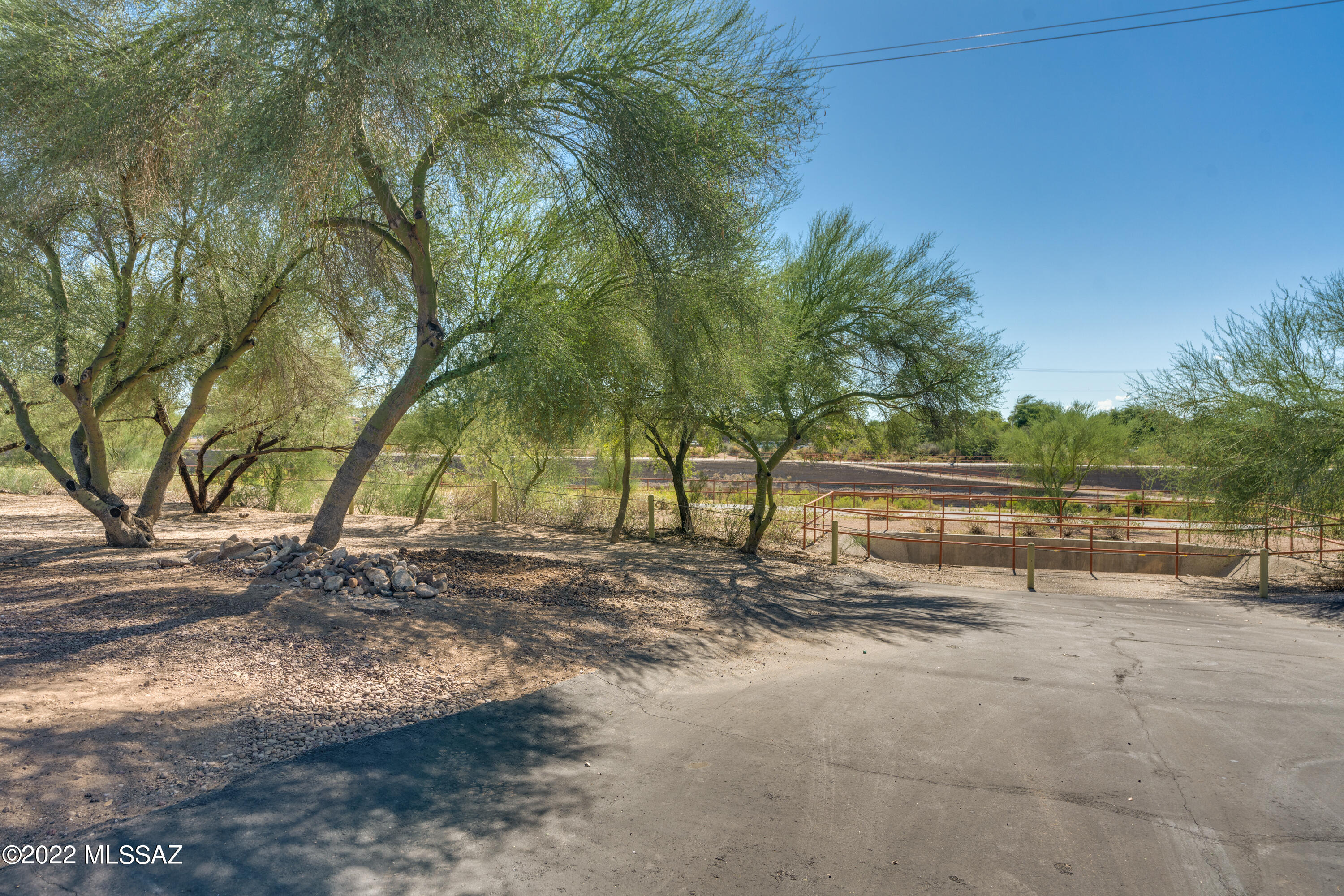 Pantano Townhomes (1-118) - Residential
