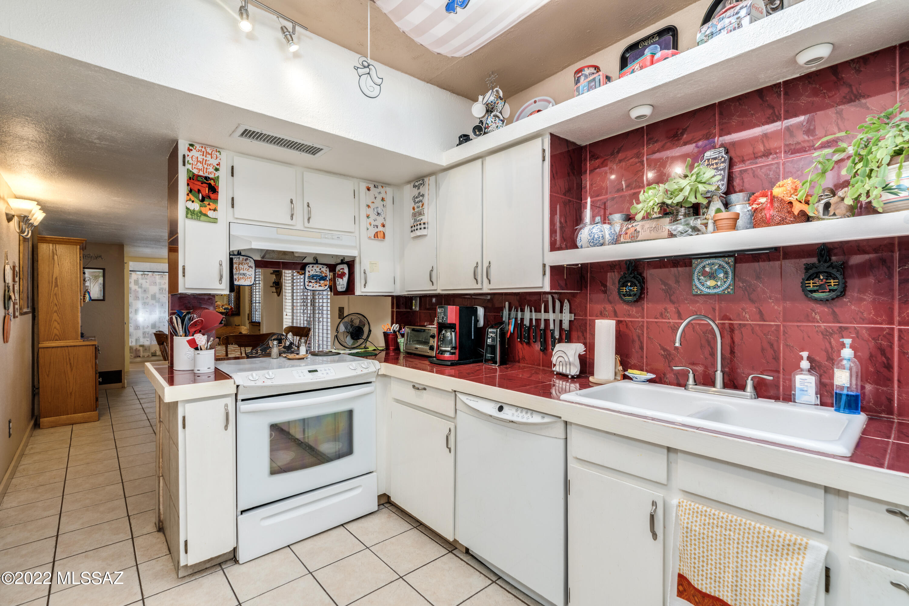 Pantano Townhomes (1-118) - Residential