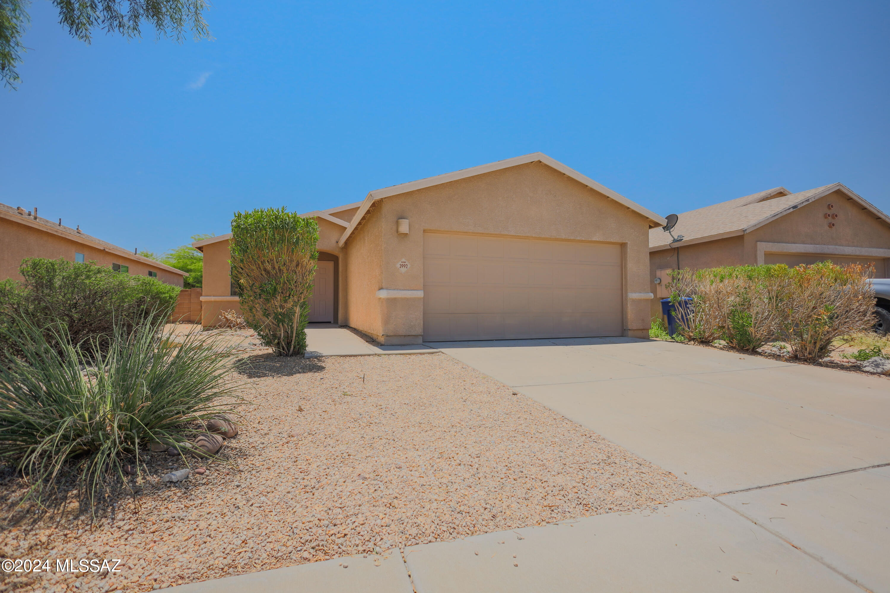 Move in ready home features 3 bedrooms and 2 bathrooms. Freshly painted interior and includes a brand new range and dishwasher. There is a sizable backyard for endless possibilities. Close proximately to shopping, restaurants, Davis Montham Airforce Base, Tucson International Airport and I-10 for easy commuting.