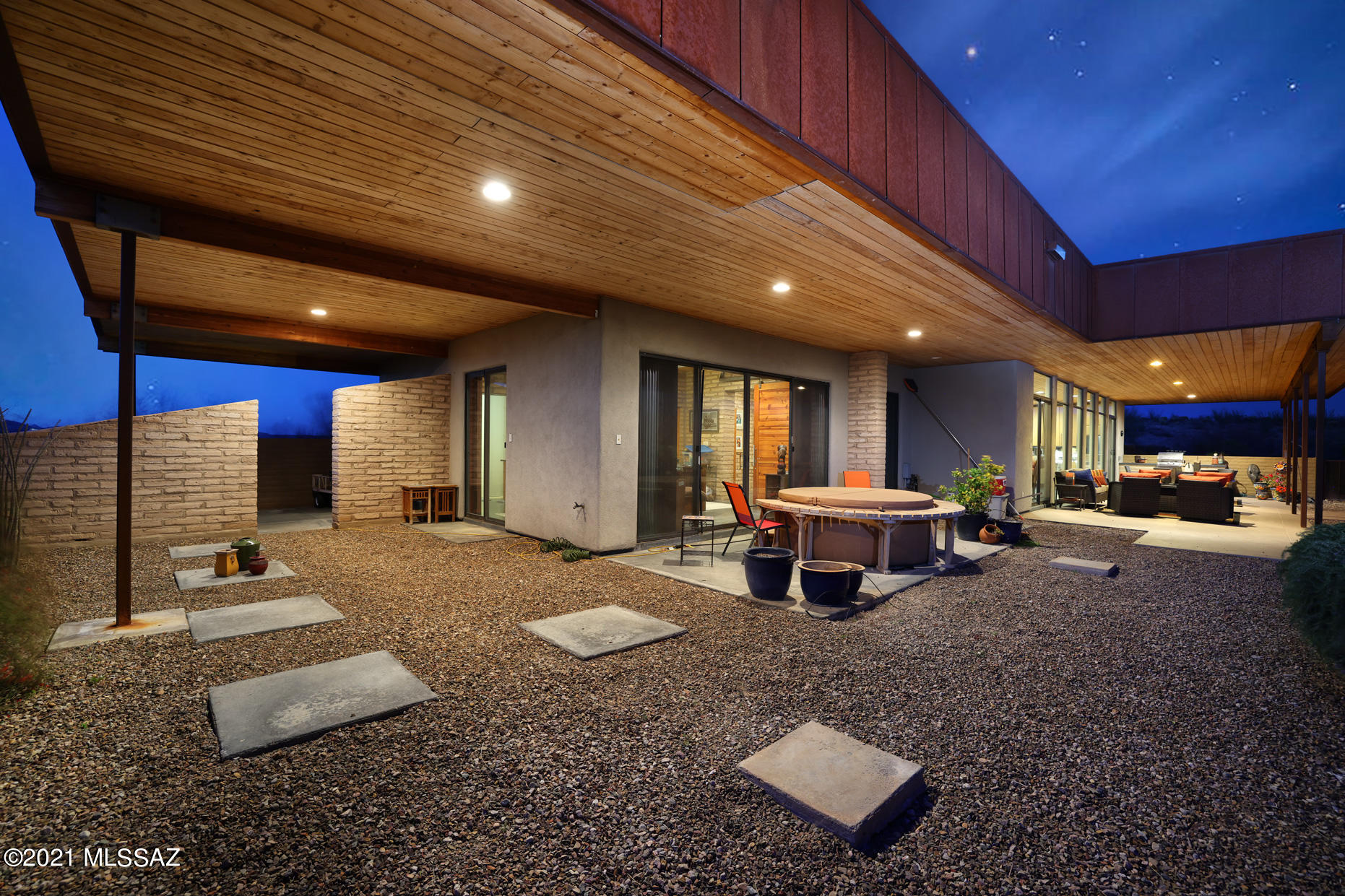 Colonia Real (1-50) - Residential