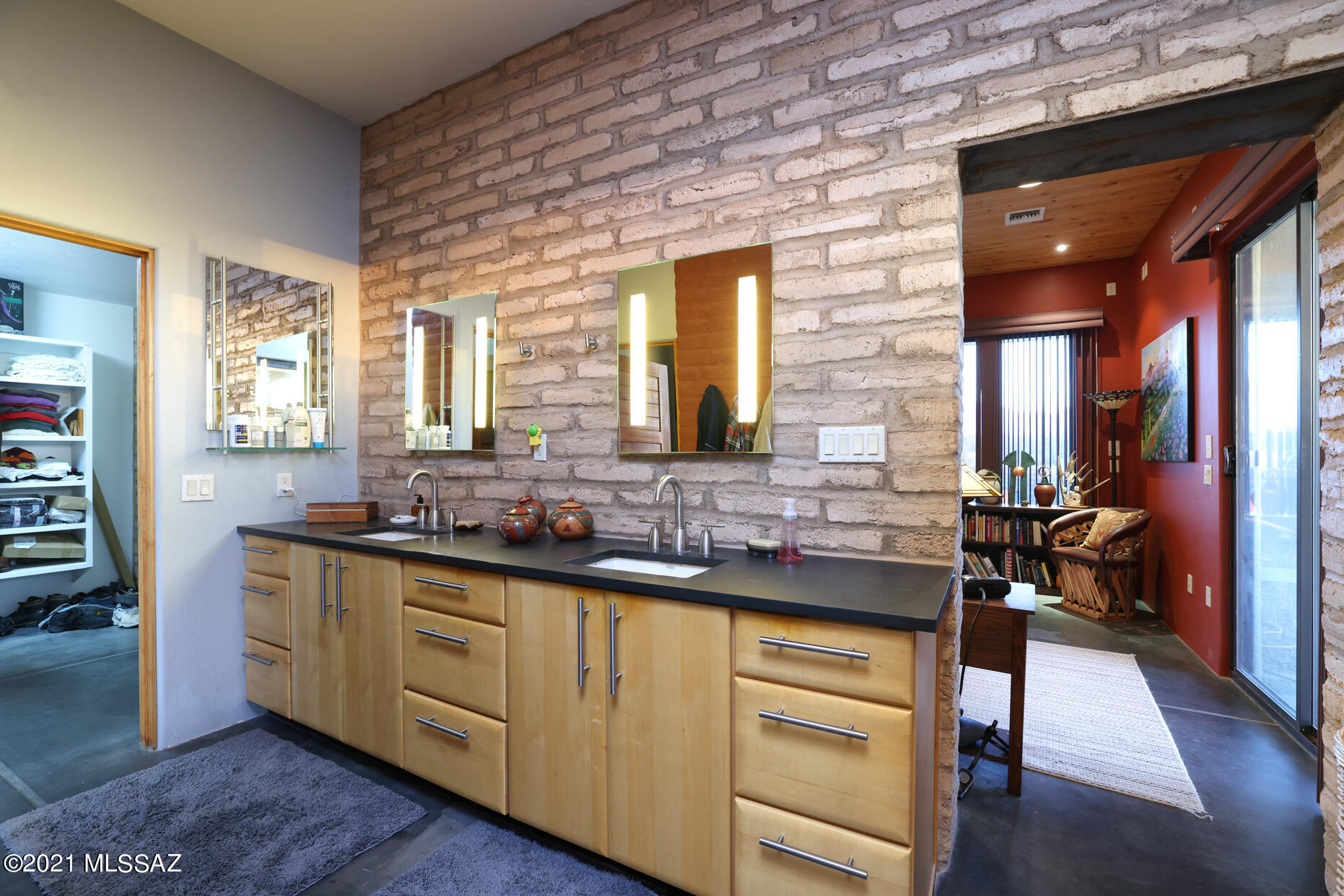 Colonia Real (1-50) - Residential