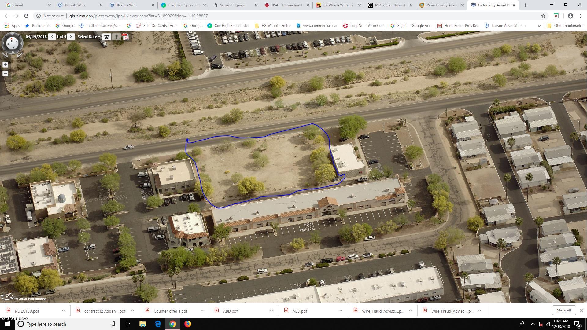 2 Lots side by side 100 X 133 each zoned CB-1
Could be retail, office, ??? In great location near freeway and other retail.