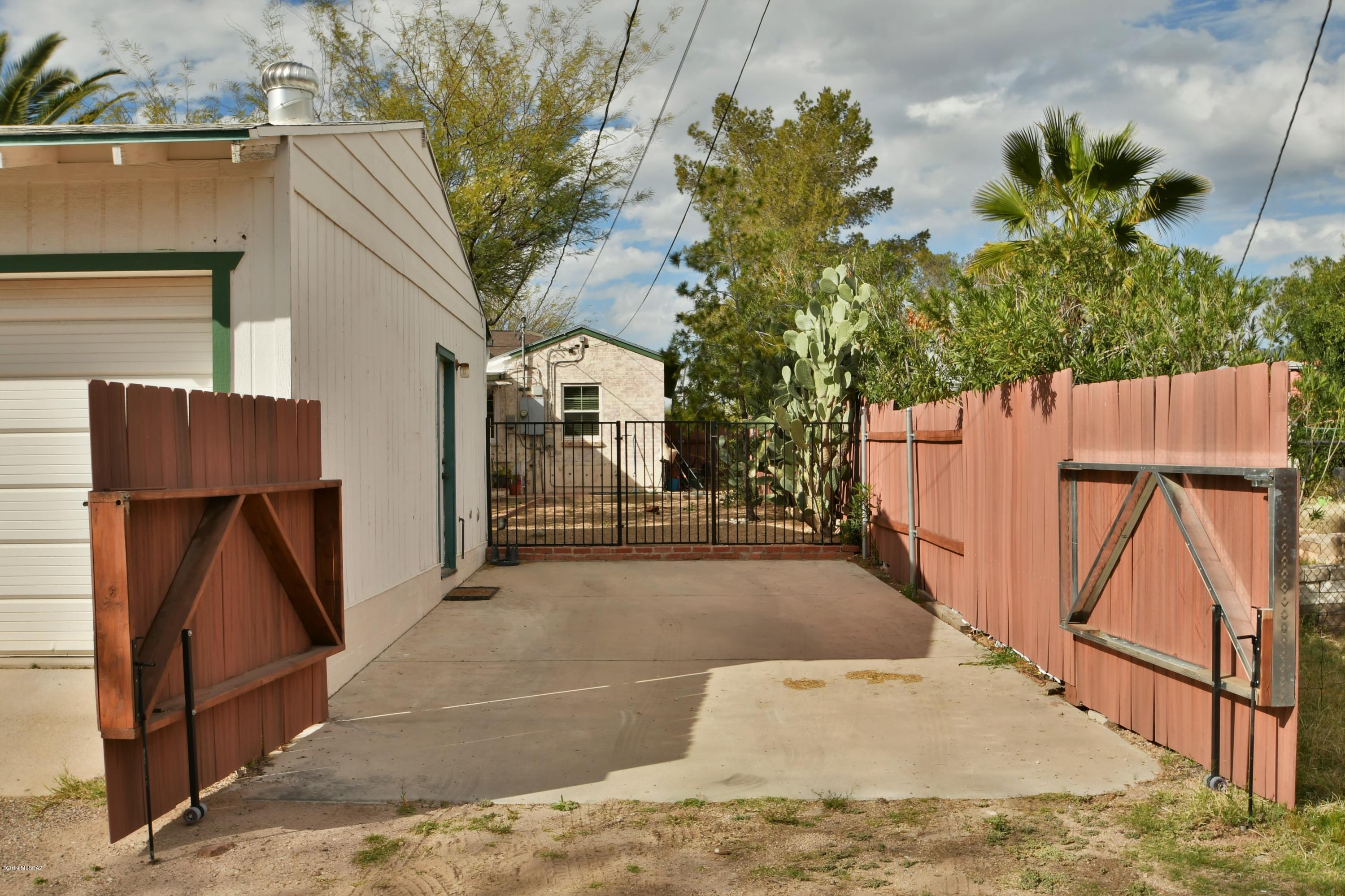 Speedway Heights - Residential