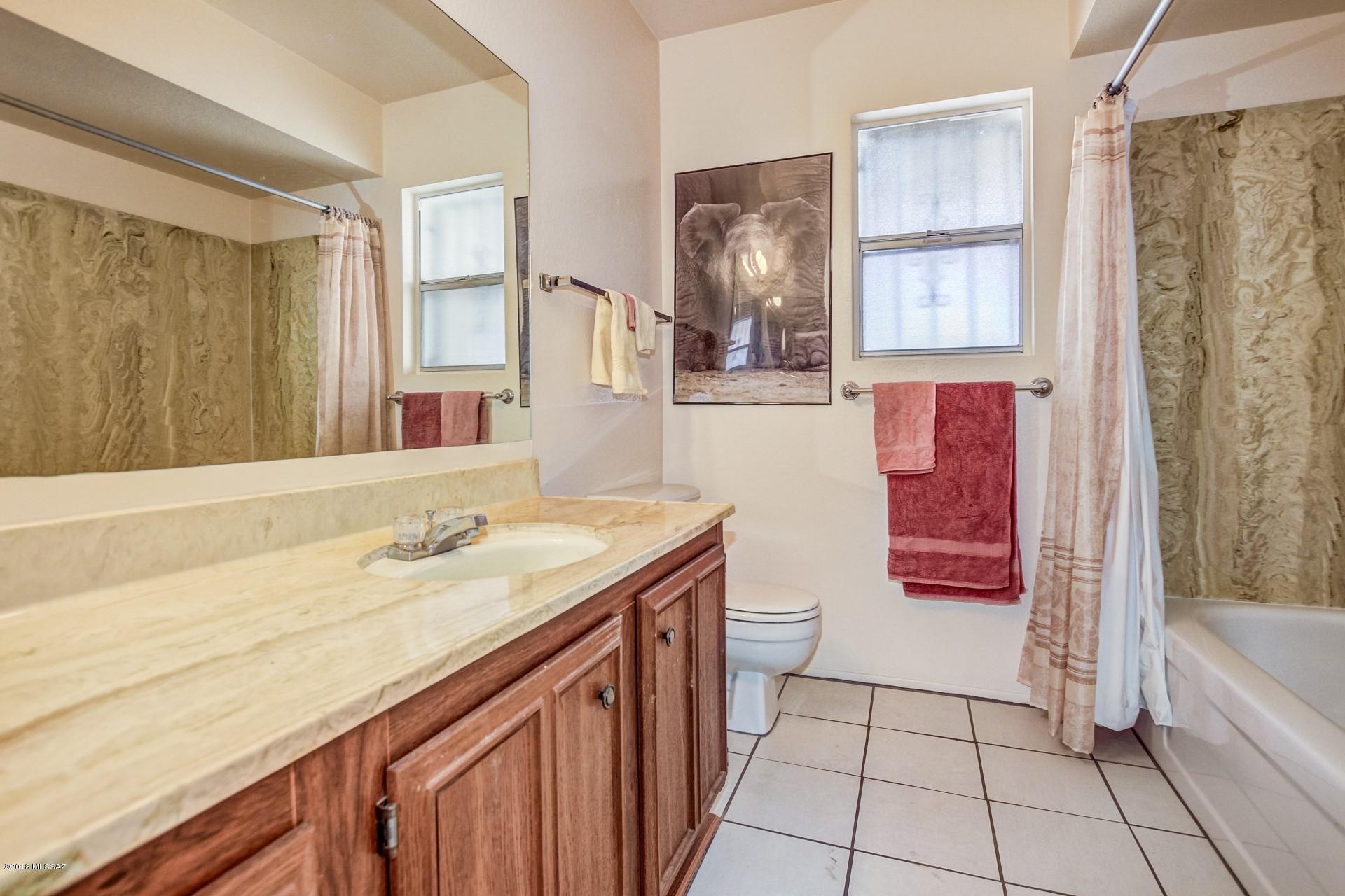 Tucson Prince Townhouses - Residential