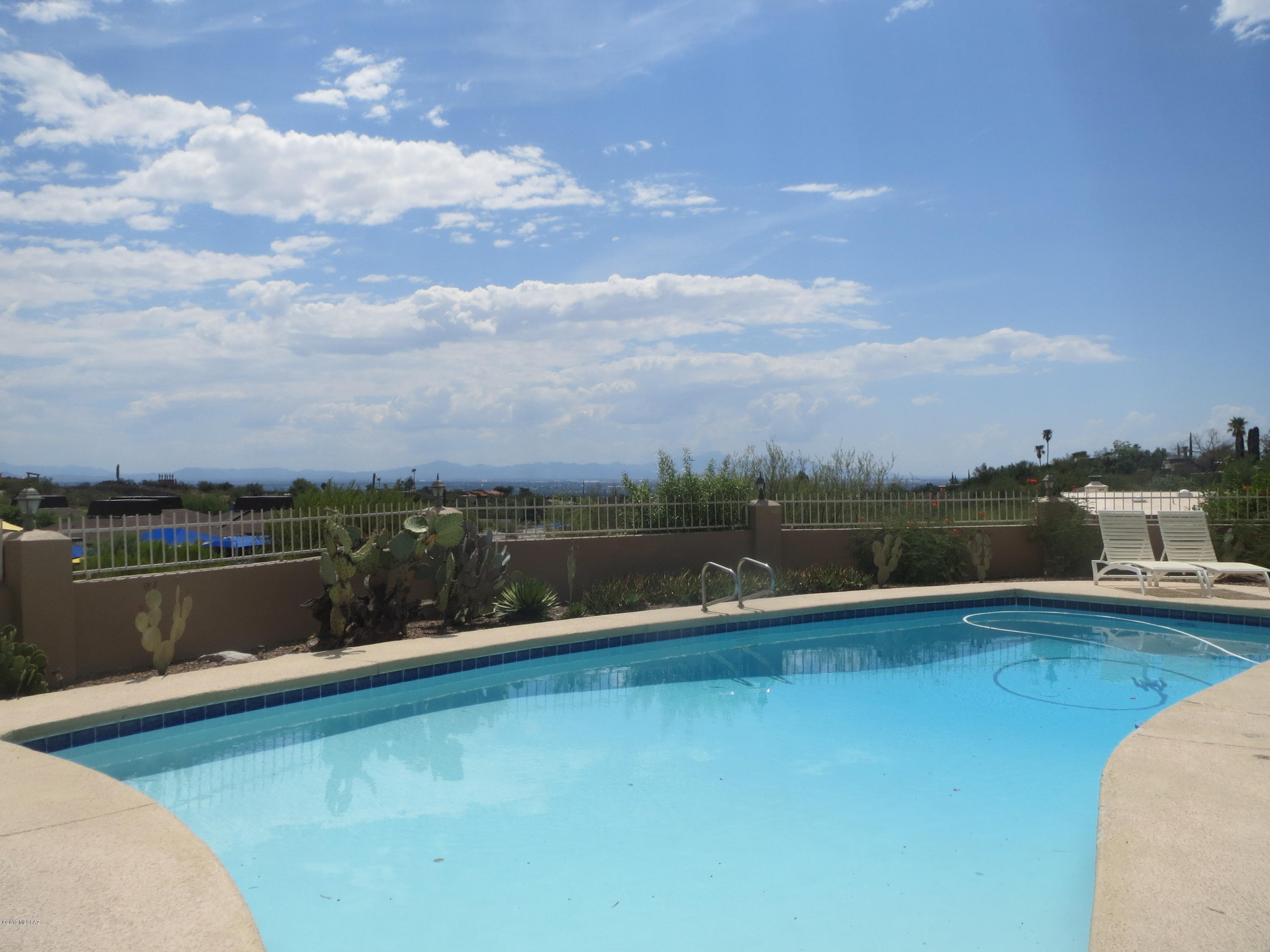 Skyline Bel Air Estates (299-333 & 347-357) - Residential Lease