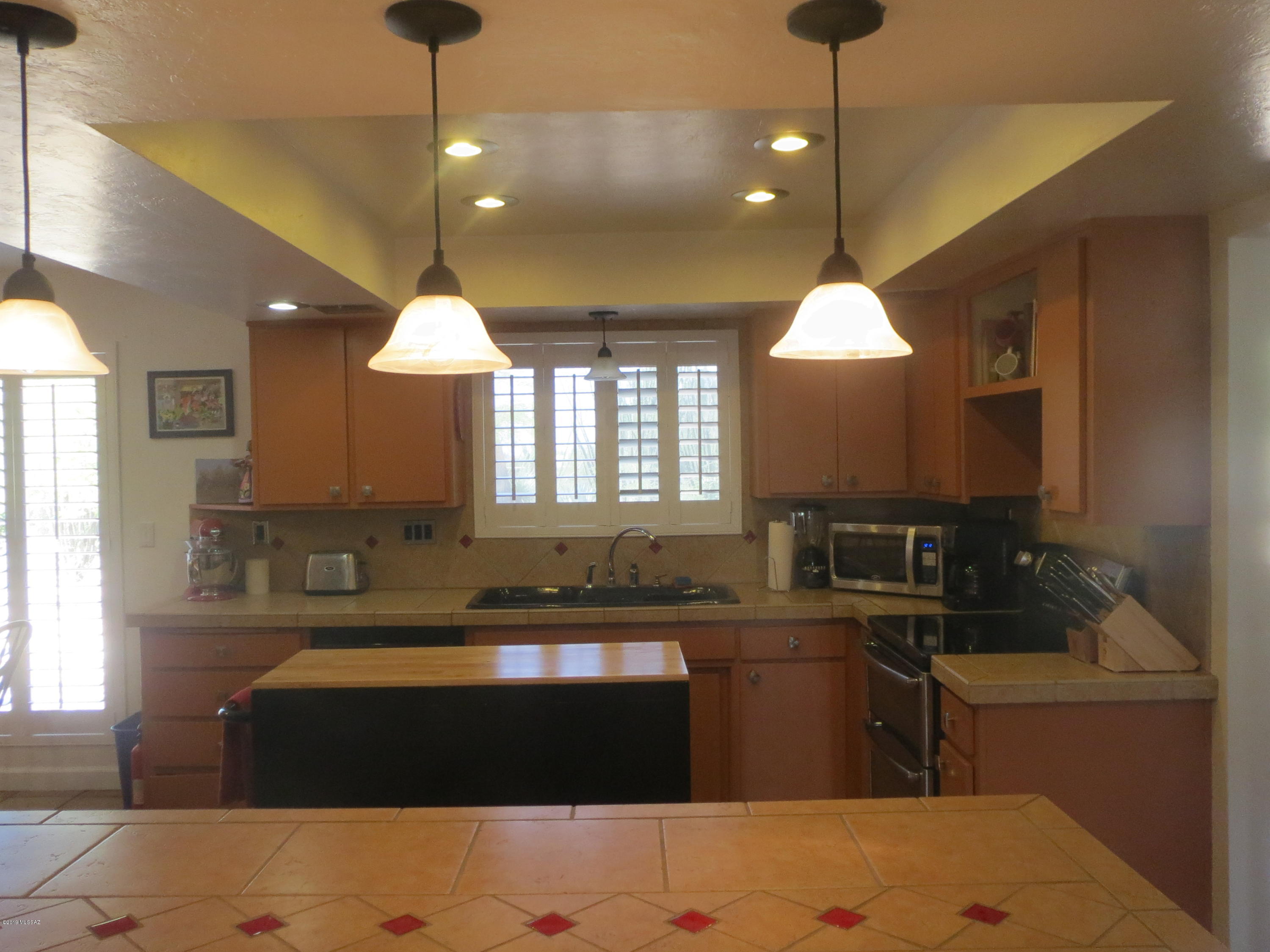 Skyline Bel Air Estates (299-333 & 347-357) - Residential Lease