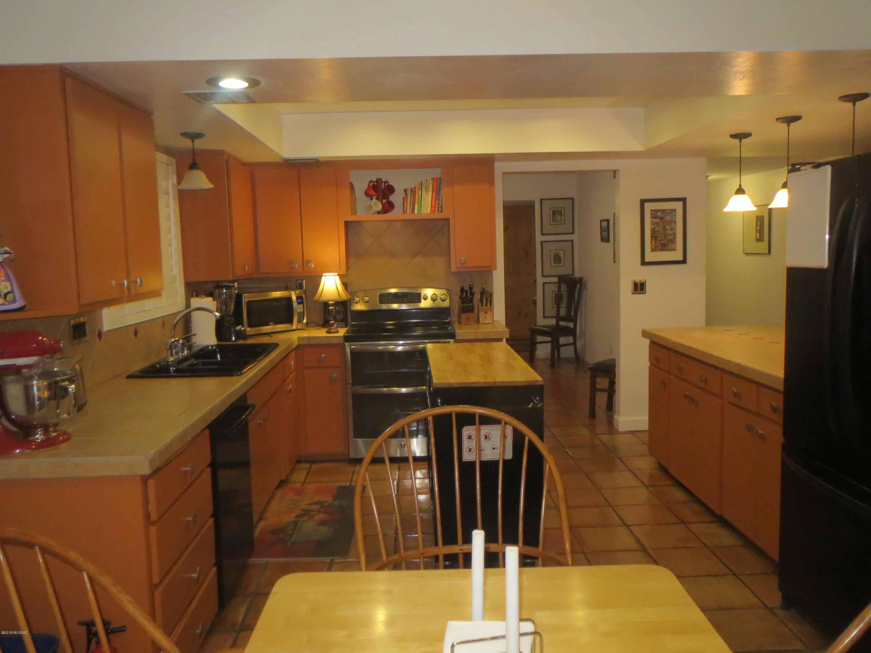 Skyline Bel Air Estates (299-333 & 347-357) - Residential Lease