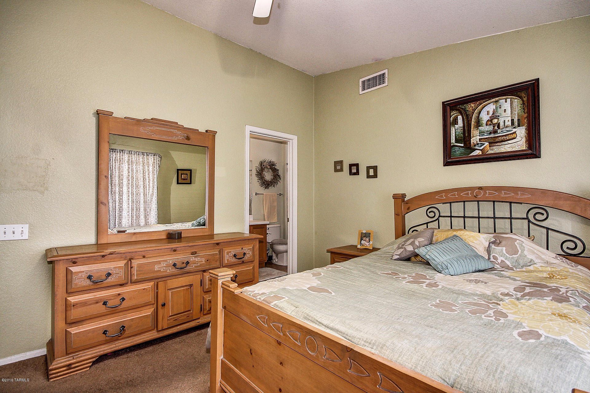 Silver Moon (1-101) - Residential