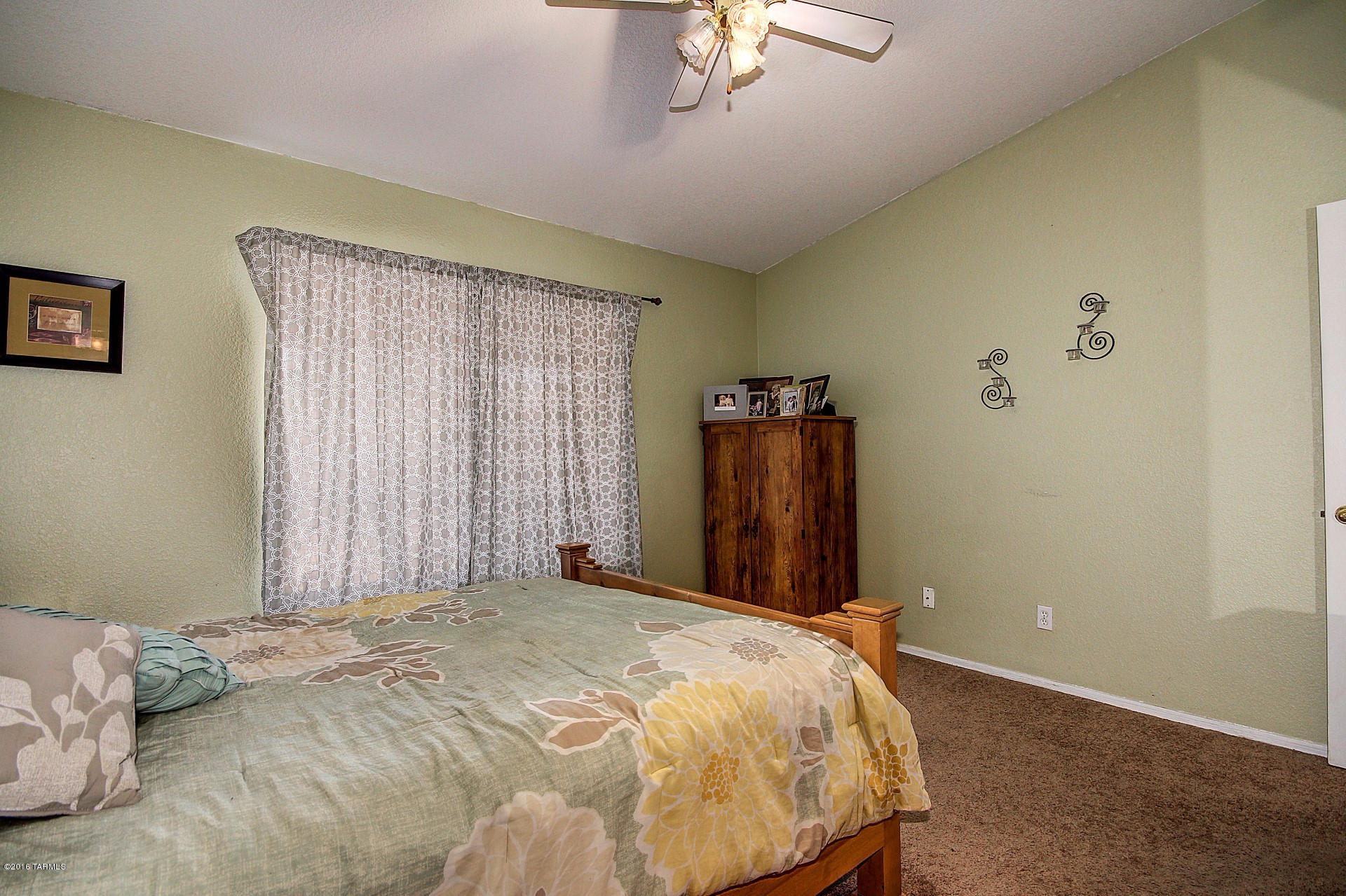 Silver Moon (1-101) - Residential