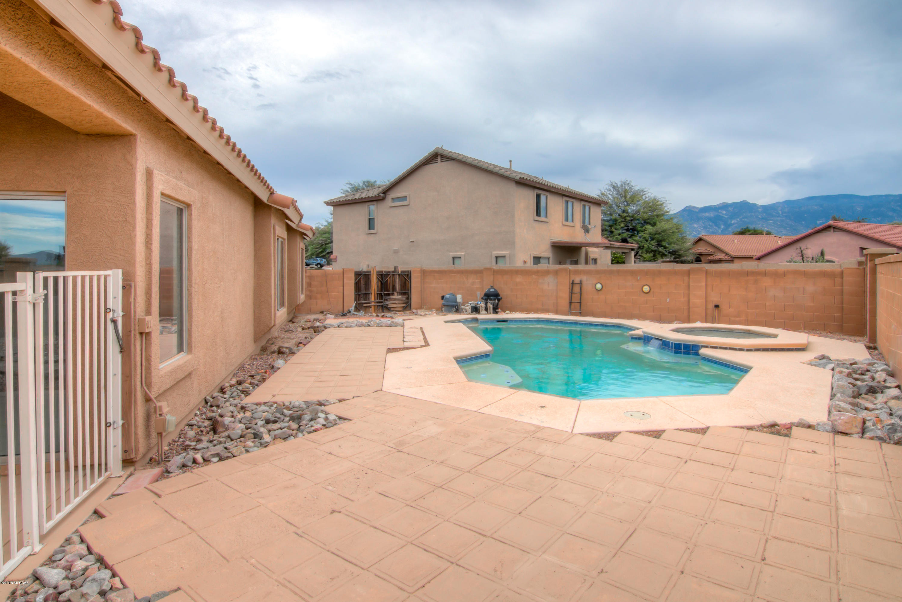 Eagle Crest Ranch - Residential
