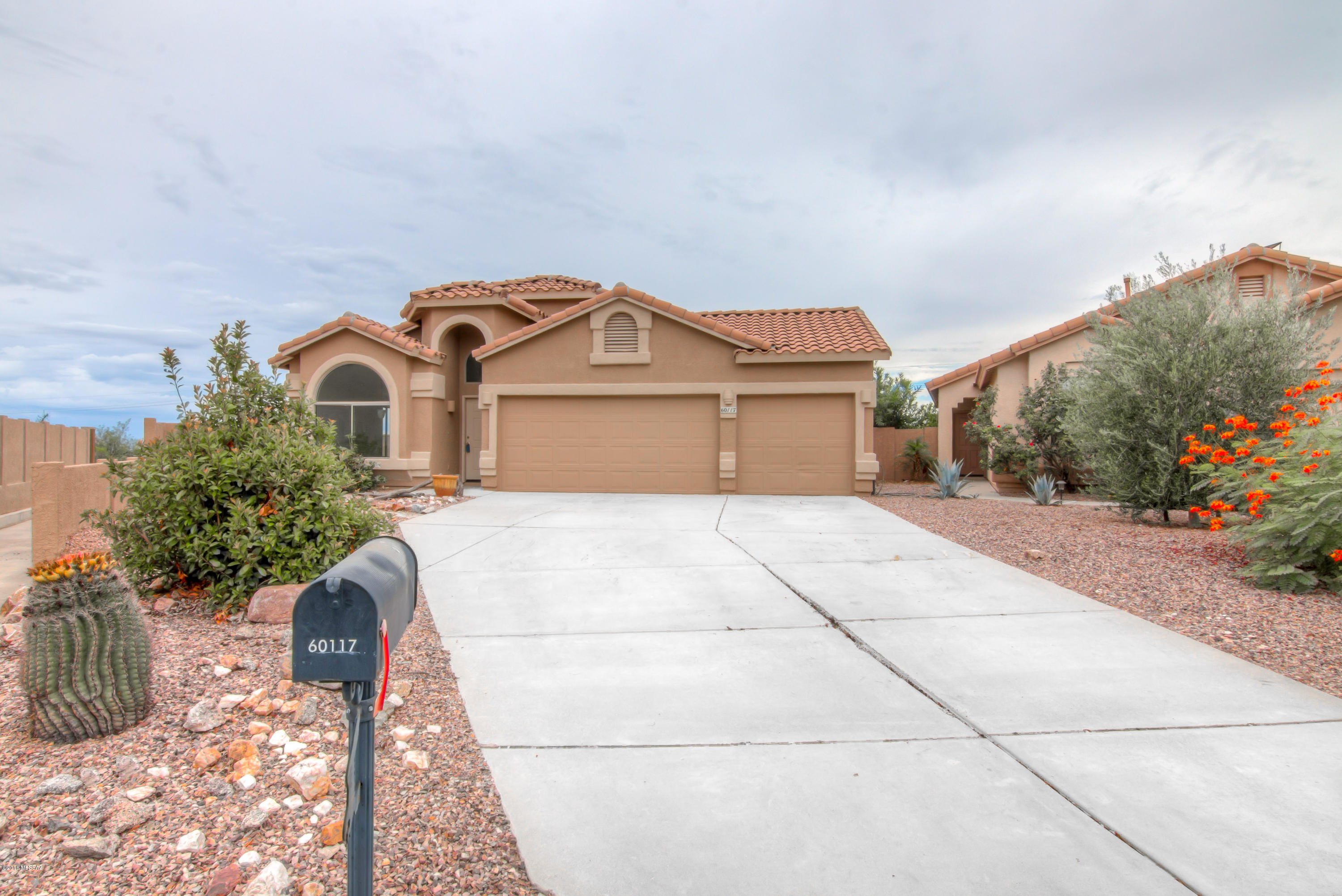 Original owner who has taken meticulous care of this home. This popular floor plan boasts an open kitchen concept with island, 4 bedrooms in a split plan layout, a large master bath with separate garden tub and dual vanities, a large Jack and Jill hall bath, a gas or wood burning fireplace, pool, privacy and much much more! Fresh paint and a separate backyard area, away from the sparkling pool. The property backs up to open space for your private oasis. A must see home that won't last long!