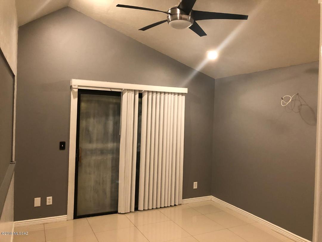Kino Meadows (1-128) - Residential