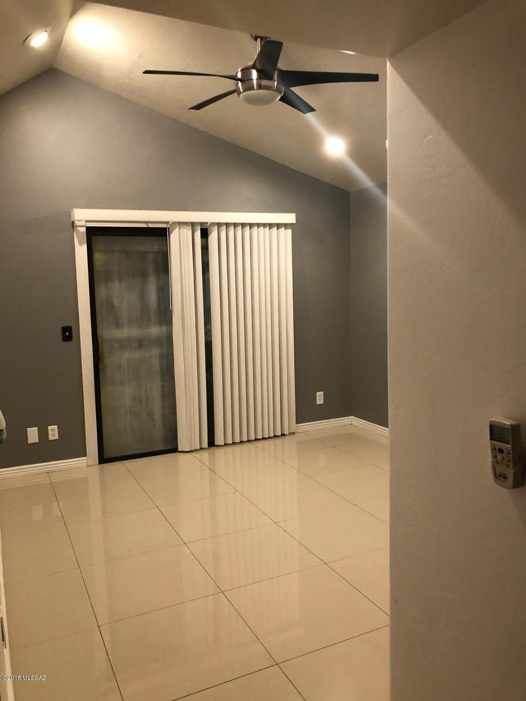Kino Meadows (1-128) - Residential