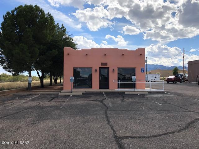 A unique free standing commercial building, first time on the market. Ample parking and large storage shed included in price. Newly painted and well maintained. Formally Letty's
Beauty Salon for over 30 years. Owner retired. Possible room for a total of 5-6 work stations.