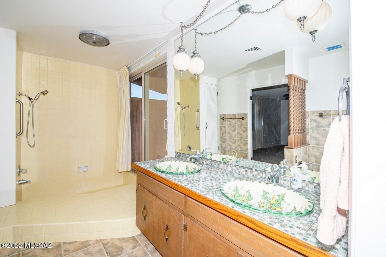 Catalina Foothills Estates NO. 7 - Residential