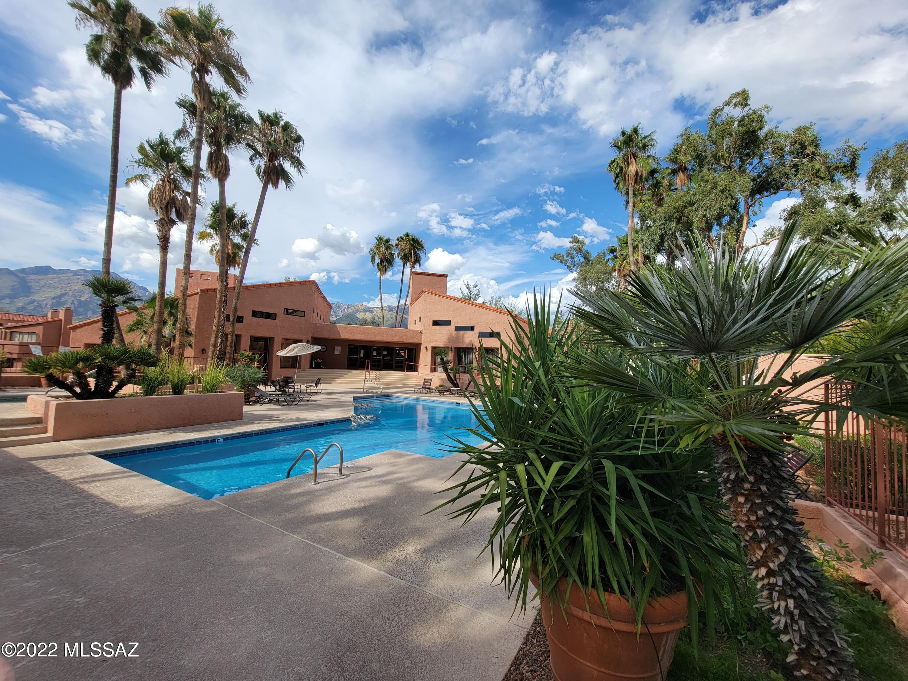 Ventana Vista Condominiums - Residential