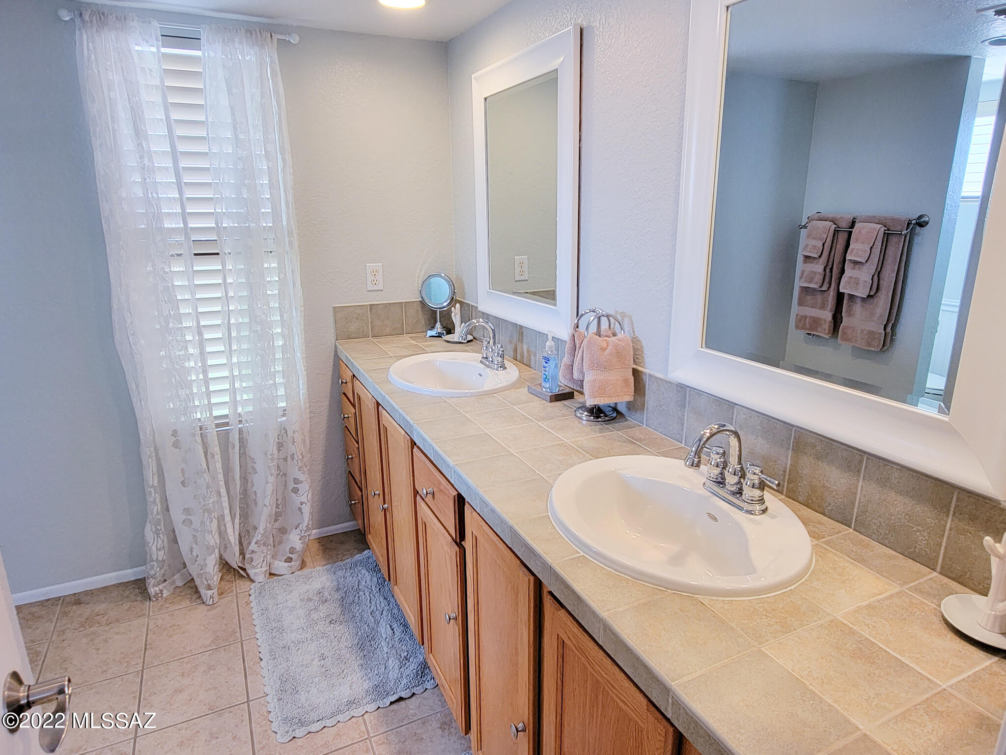 Ventana Vista Condominiums - Residential
