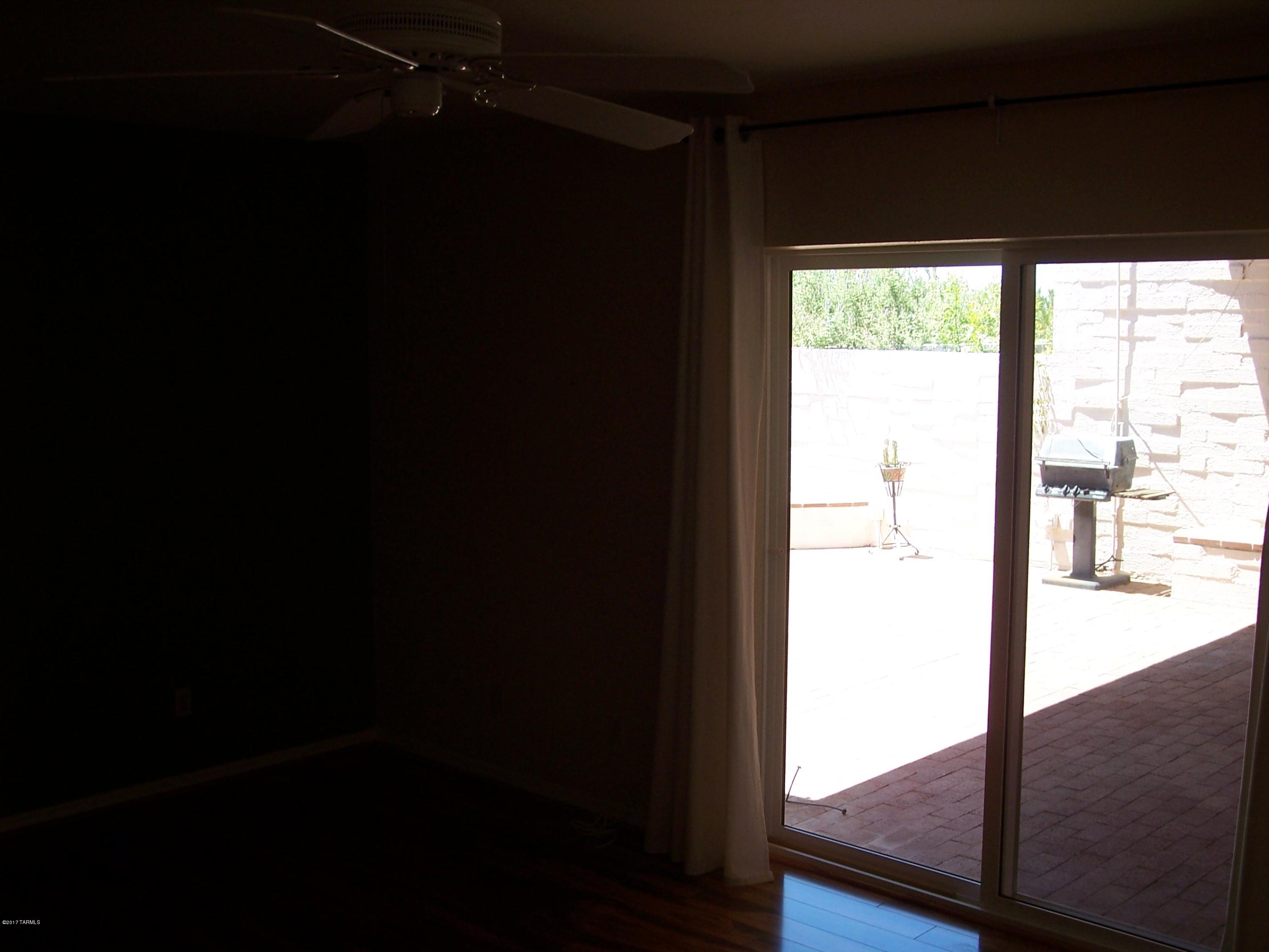 McCormick Place Twnhms Blk II (1-114) - Residential Lease